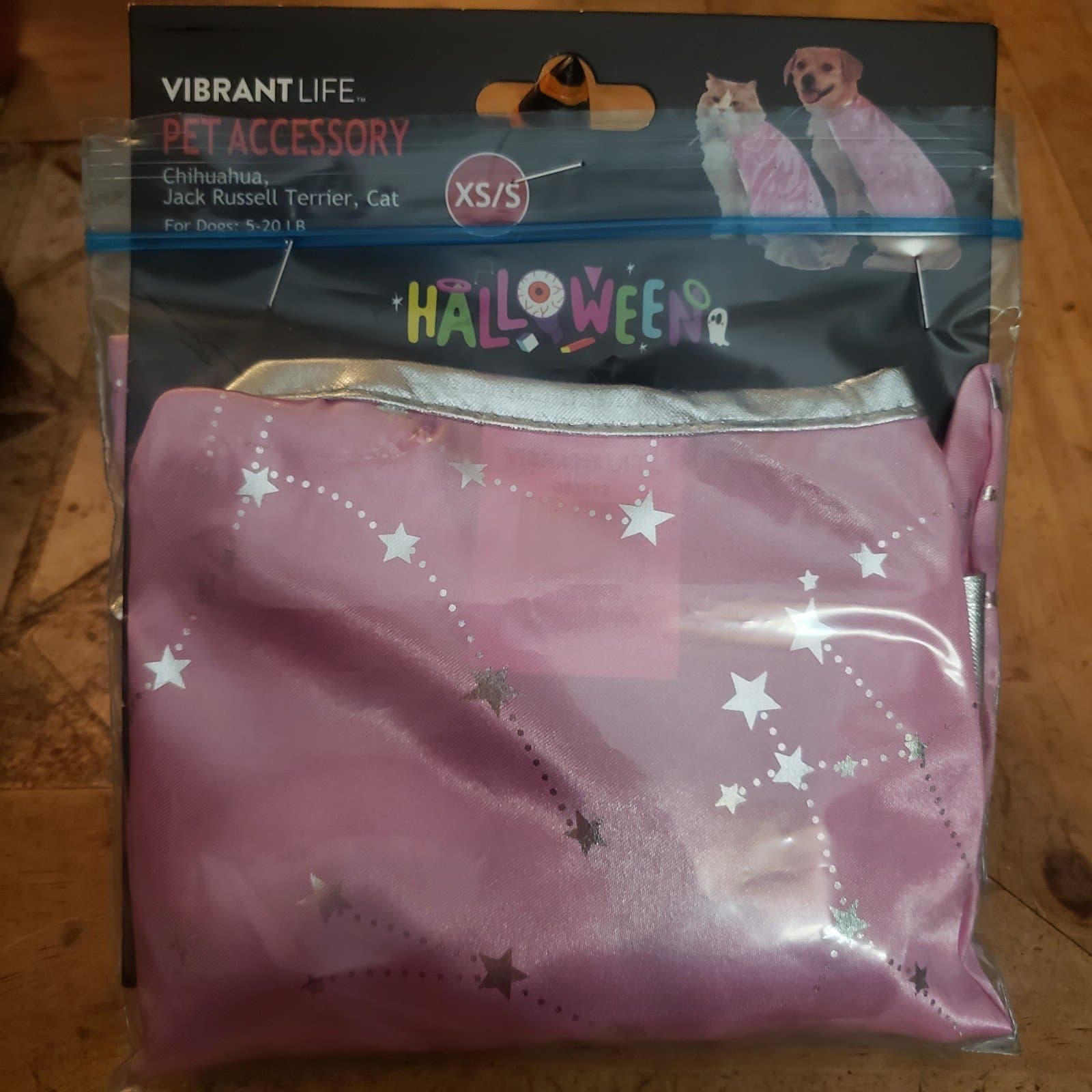 Vibrant Life Pet Halloween Pink Cape With Silver Stars - Image 1
