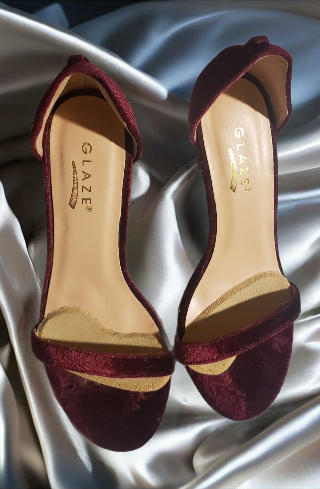 Glaze 4" Heels. Maroon color high heels. Size 7 - Thumbnail 2