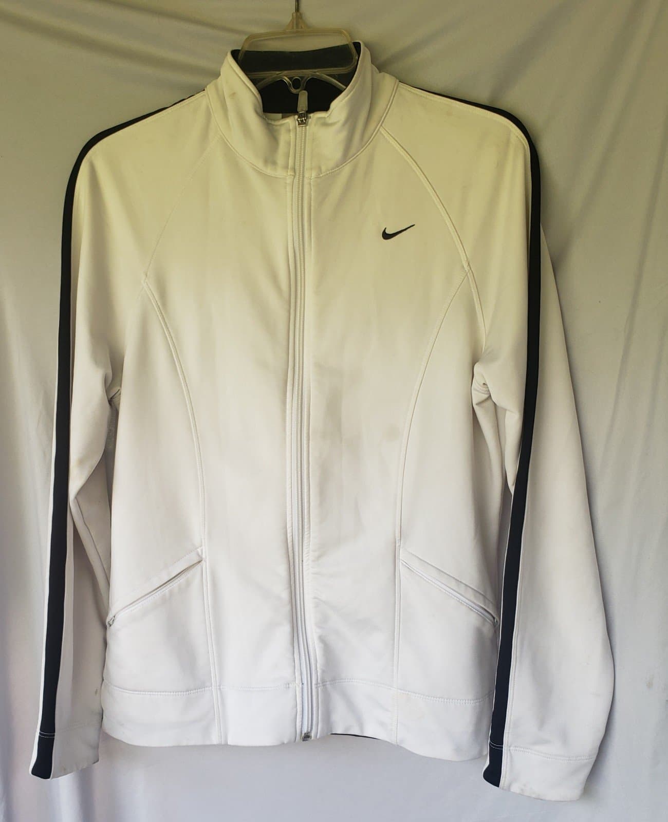 Vintage Nike zip jacket size medium! - Image 1