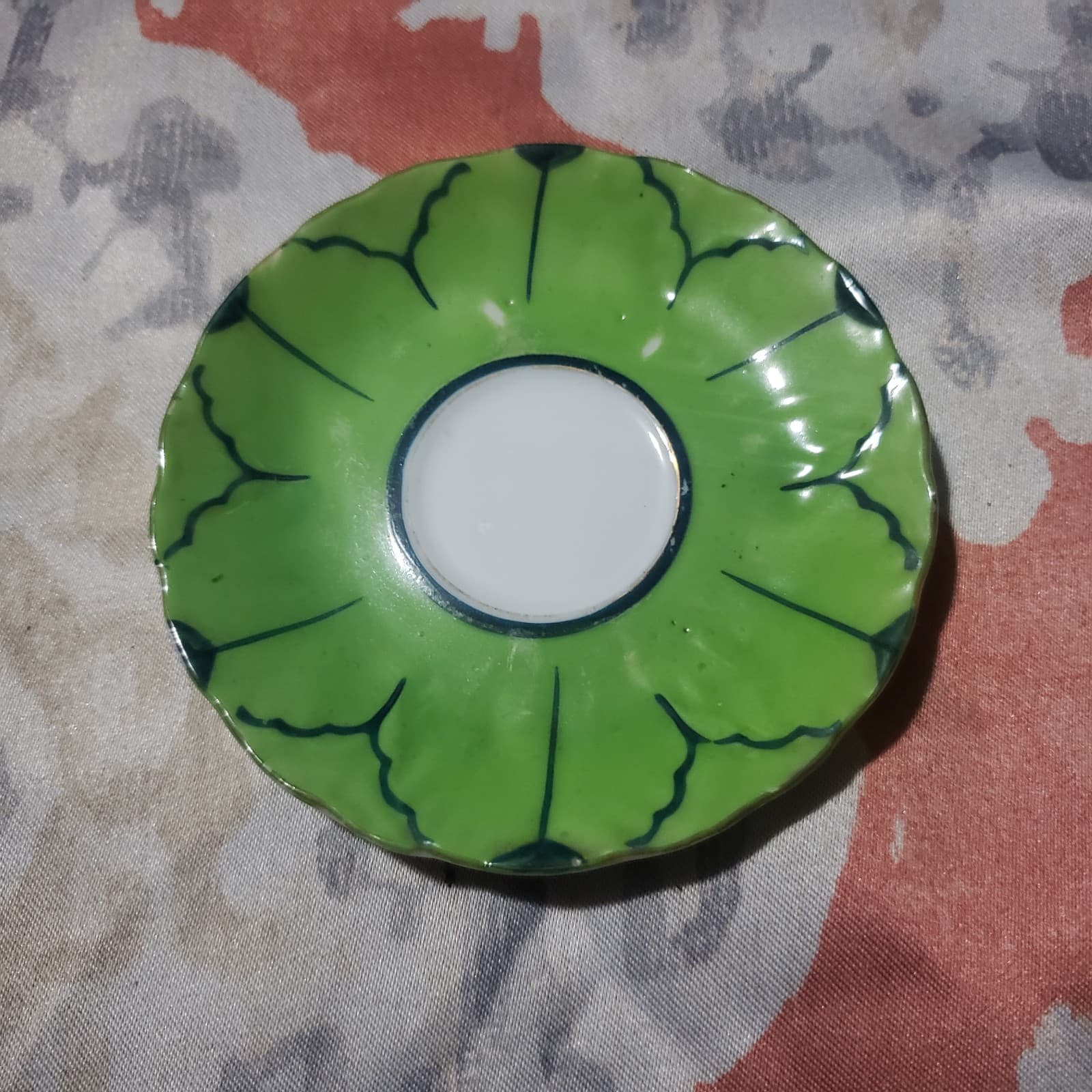 Vintage Saucer Green Painted Cabbage Pattern 40s 50s ~~ Victorian, England - Image 1