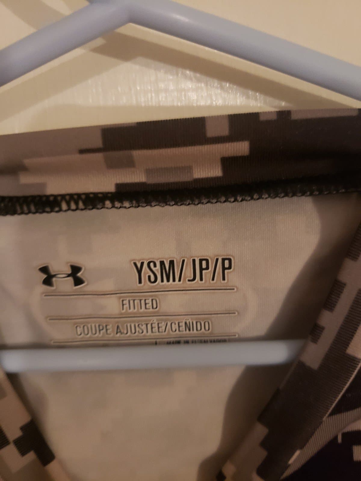 Under Armour camo shirt - Thumbnail 2