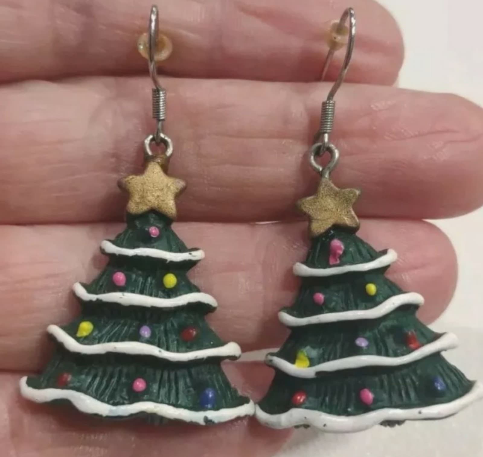 Christmas Silver Tone Green Plastic Tree Dangle Pierced Earrings 1.5" - Thumbnail 2