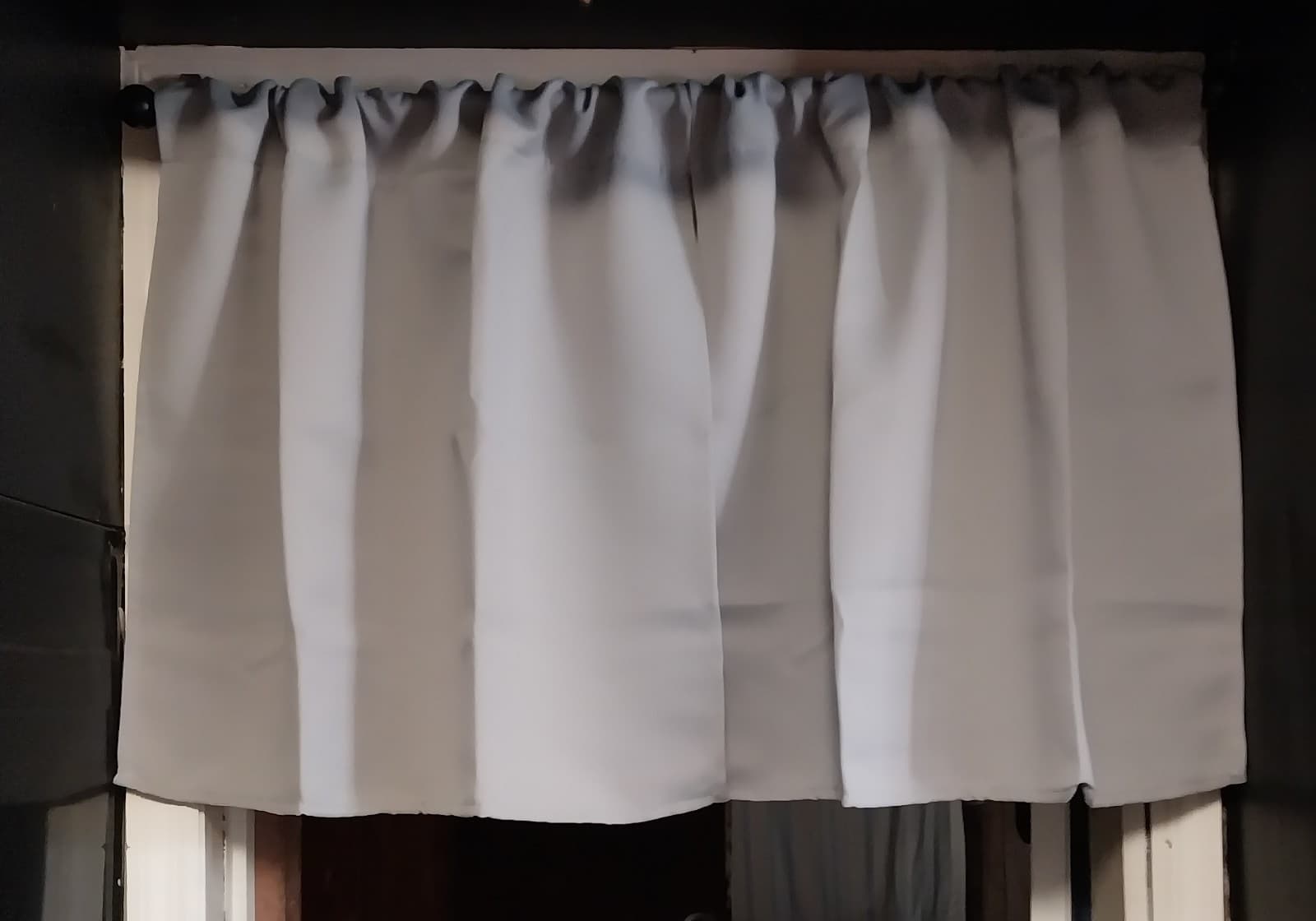 Window Curtains light grey. 25" Length x 29" width . Never used - Thumbnail 2