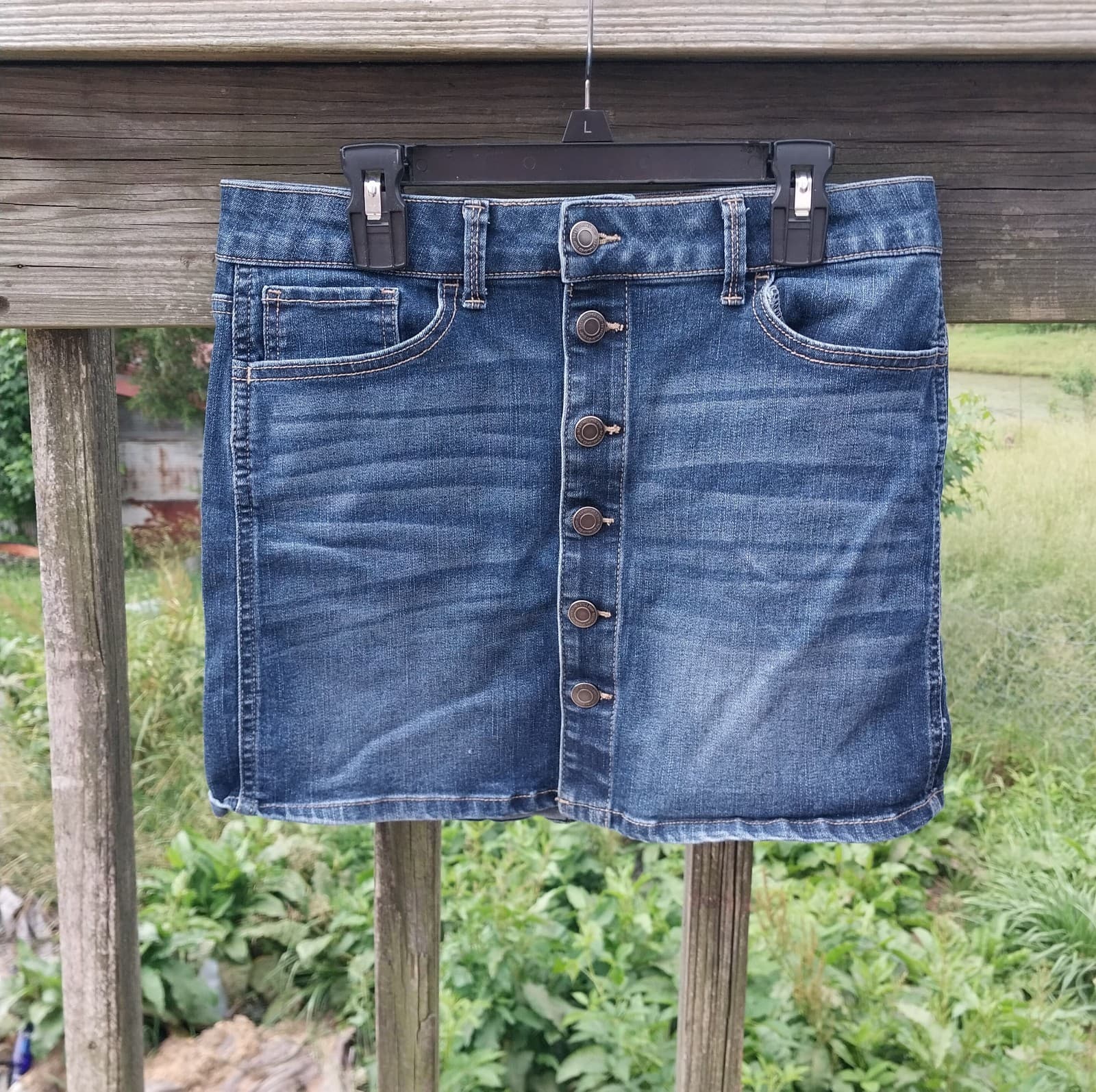 SO® Button Front Jean Skirt. Girls size 16 Juniors - Image 1