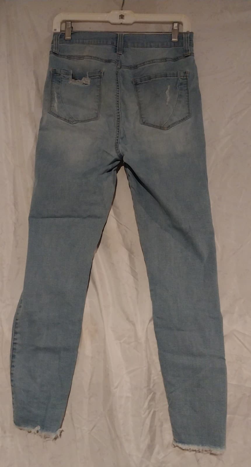 Fashion Nova Jeans Juniors Size 9/29 Light Wash Destroyed Slim Fit High Rise - Thumbnail 3