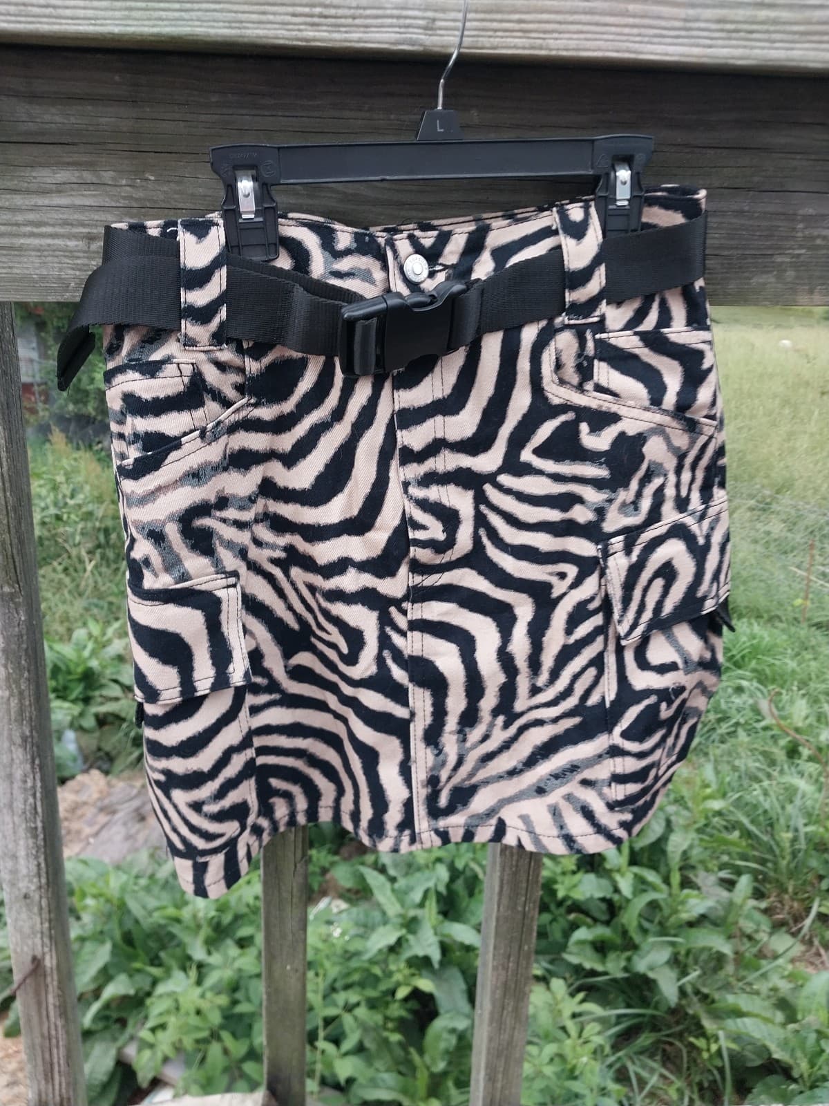 Topshop Zebra print cargo skirt with buckle belt, Size 6 - Thumbnail 6