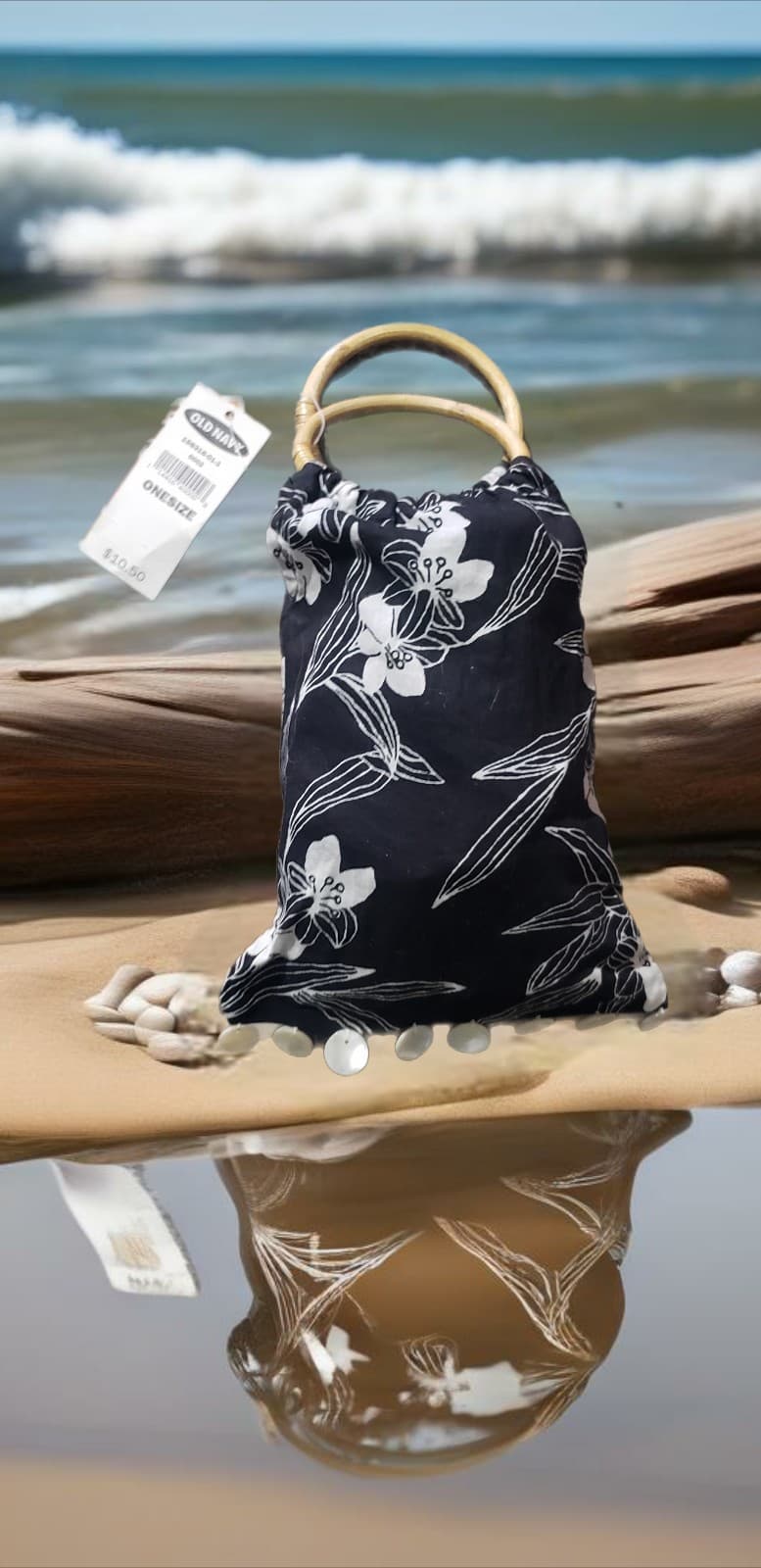 Old Navy swim top and sarong in little tote bag - Thumbnail 2