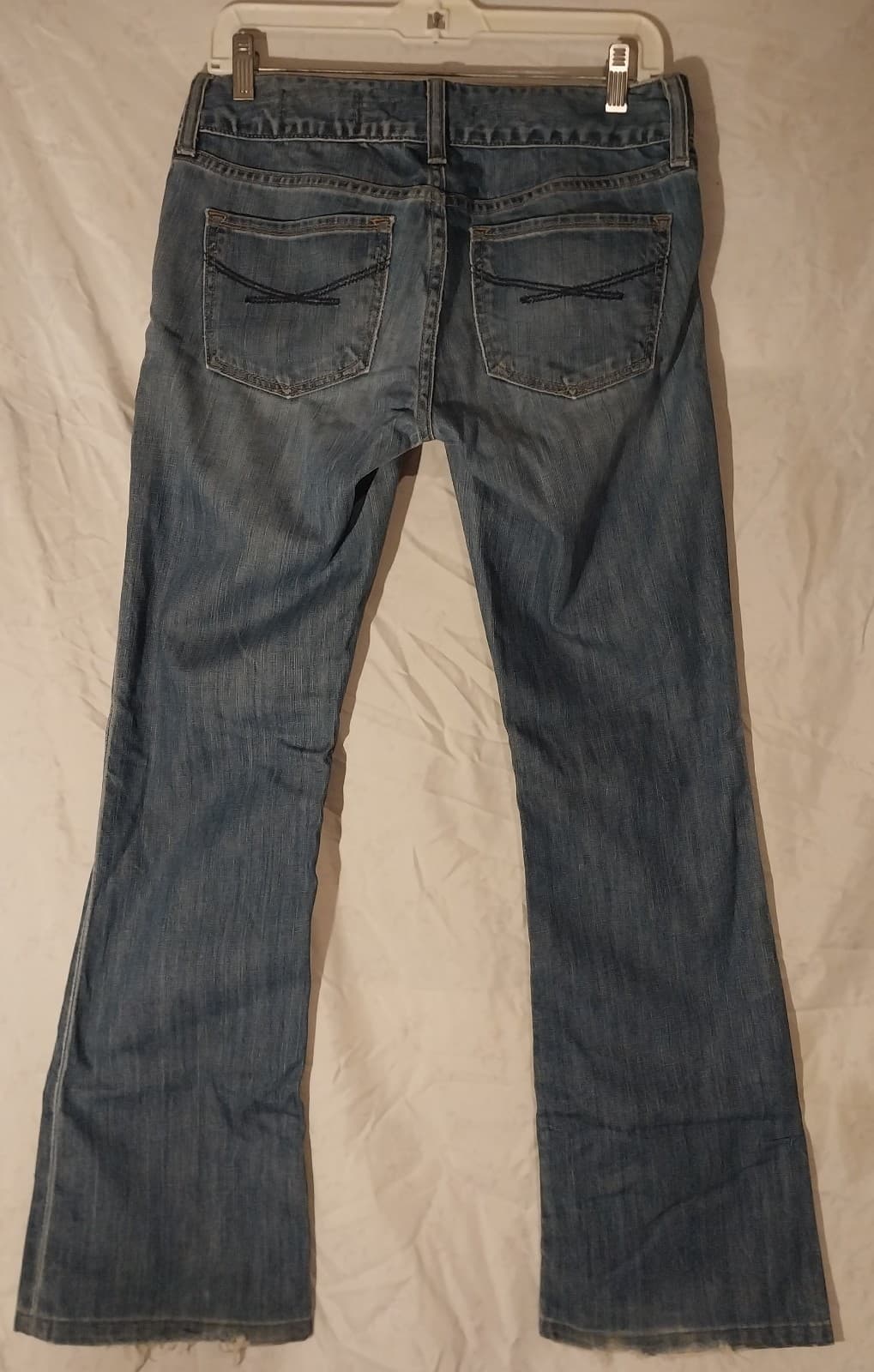 Gap Women's Jeans. Mid Rise Boot Cut. 27R - Thumbnail 2
