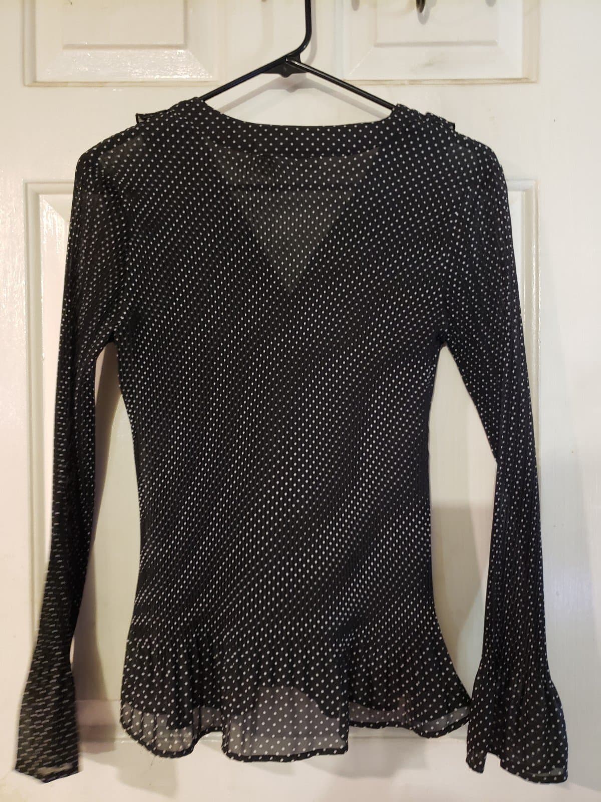 Apt 9 Womens button up Long sleeve blouse. Black and white dotted - Thumbnail 3