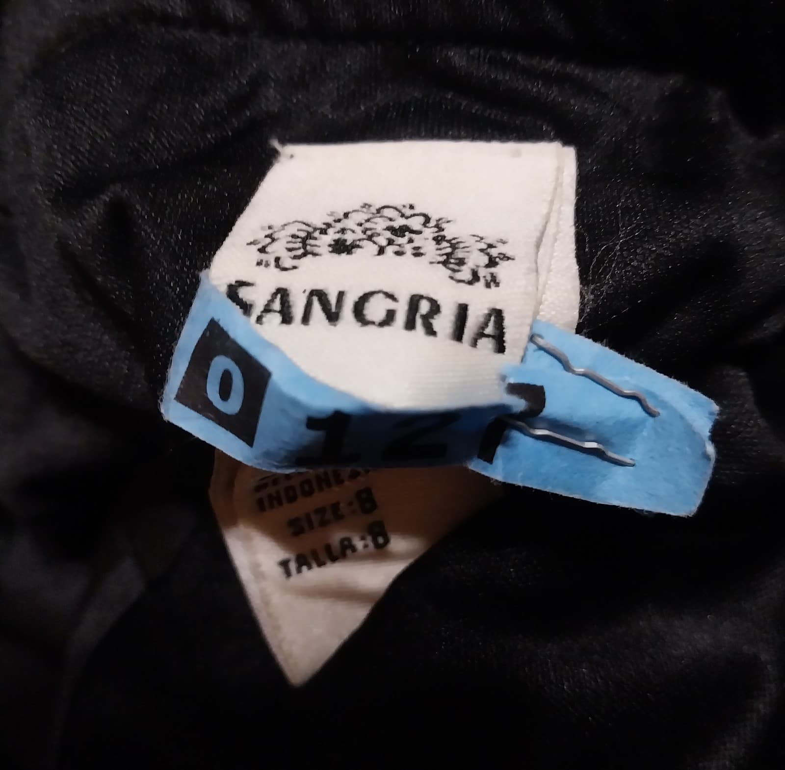 Sangria Petite Long Flowing Black dress - Thumbnail 7