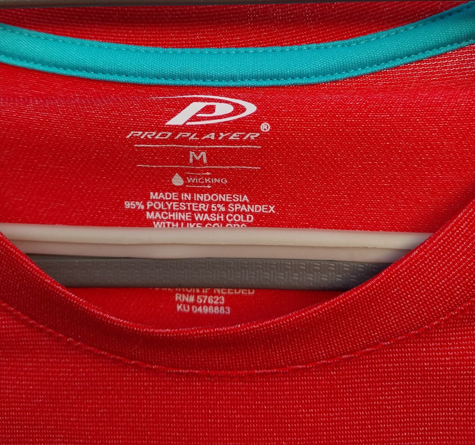 Men's PRO PLAYER Size Medium Moisture Wicking Colorblock Top - Thumbnail 2