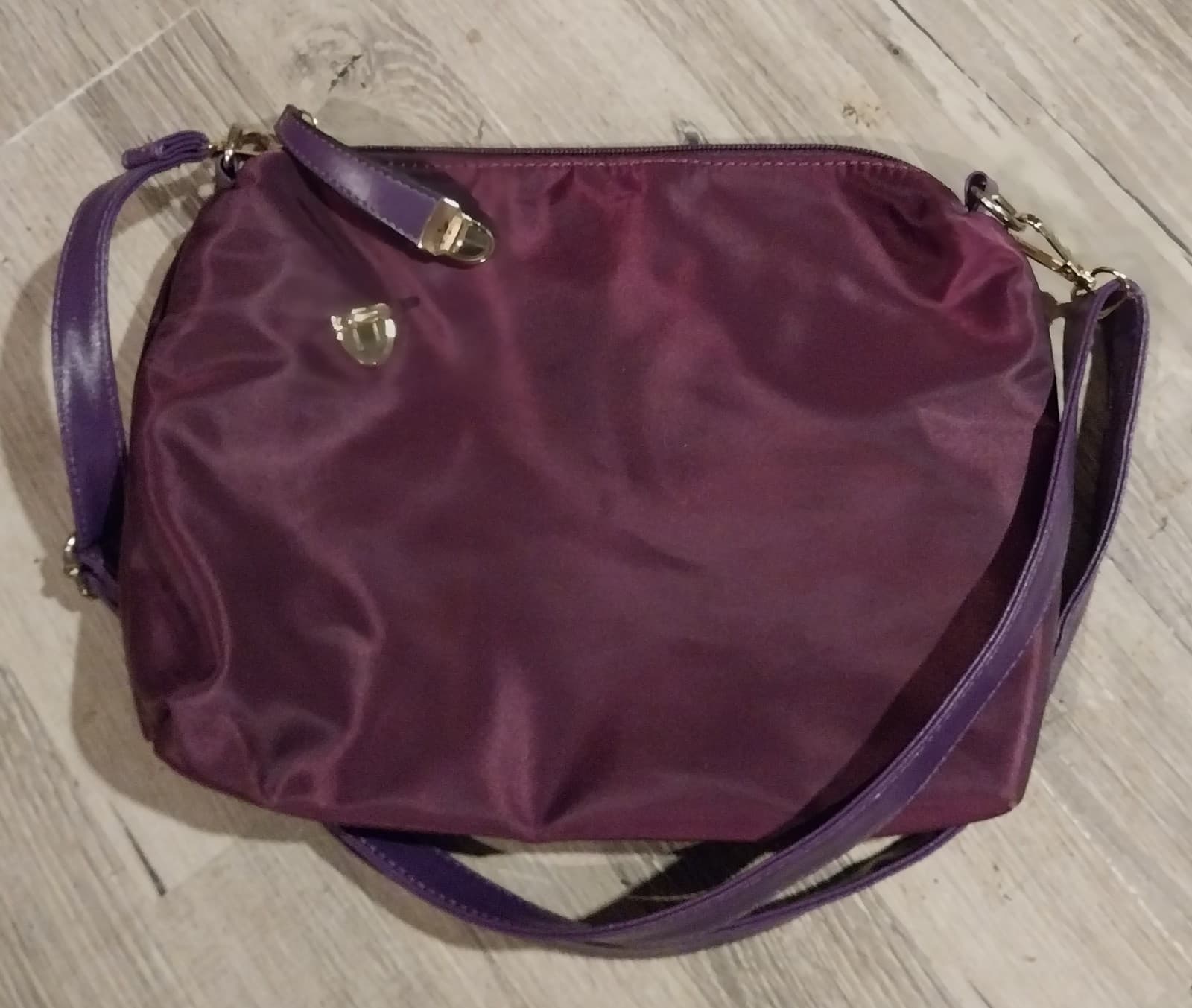 Maroon & Burgundy color Nylon & sling bag - Thumbnail 4