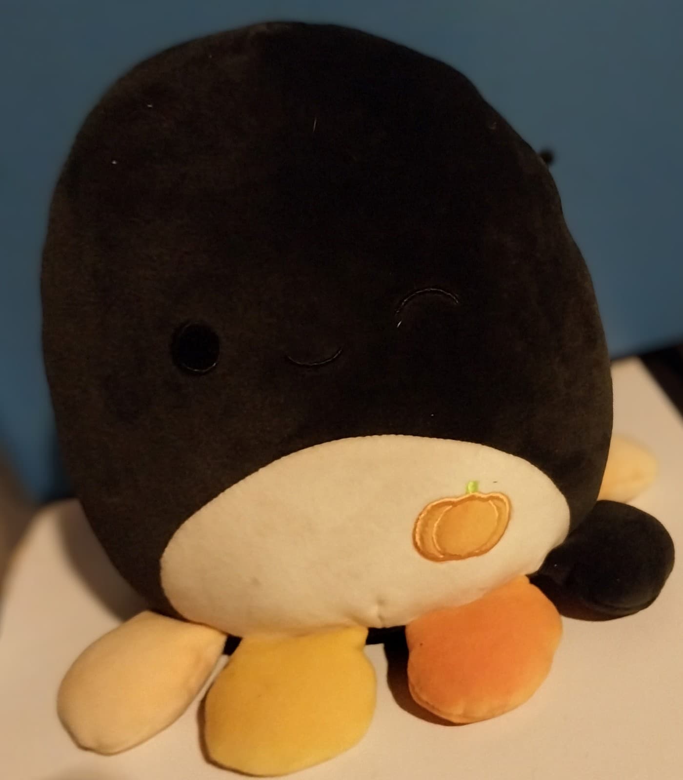 Squishmallows 8" Halloween Dolma the Octopus with Pumpkin - Thumbnail 2