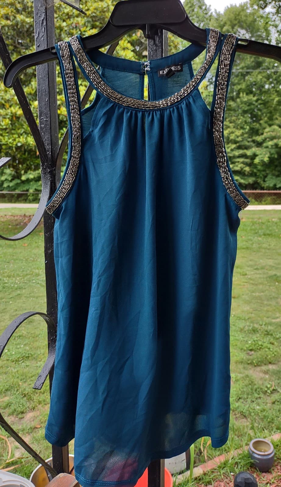 EXPRESS SLEEVELESS SIZE SMALL TOP WITH FAUX BEADS AROUND COLLAR AND ARMS - Thumbnail 2