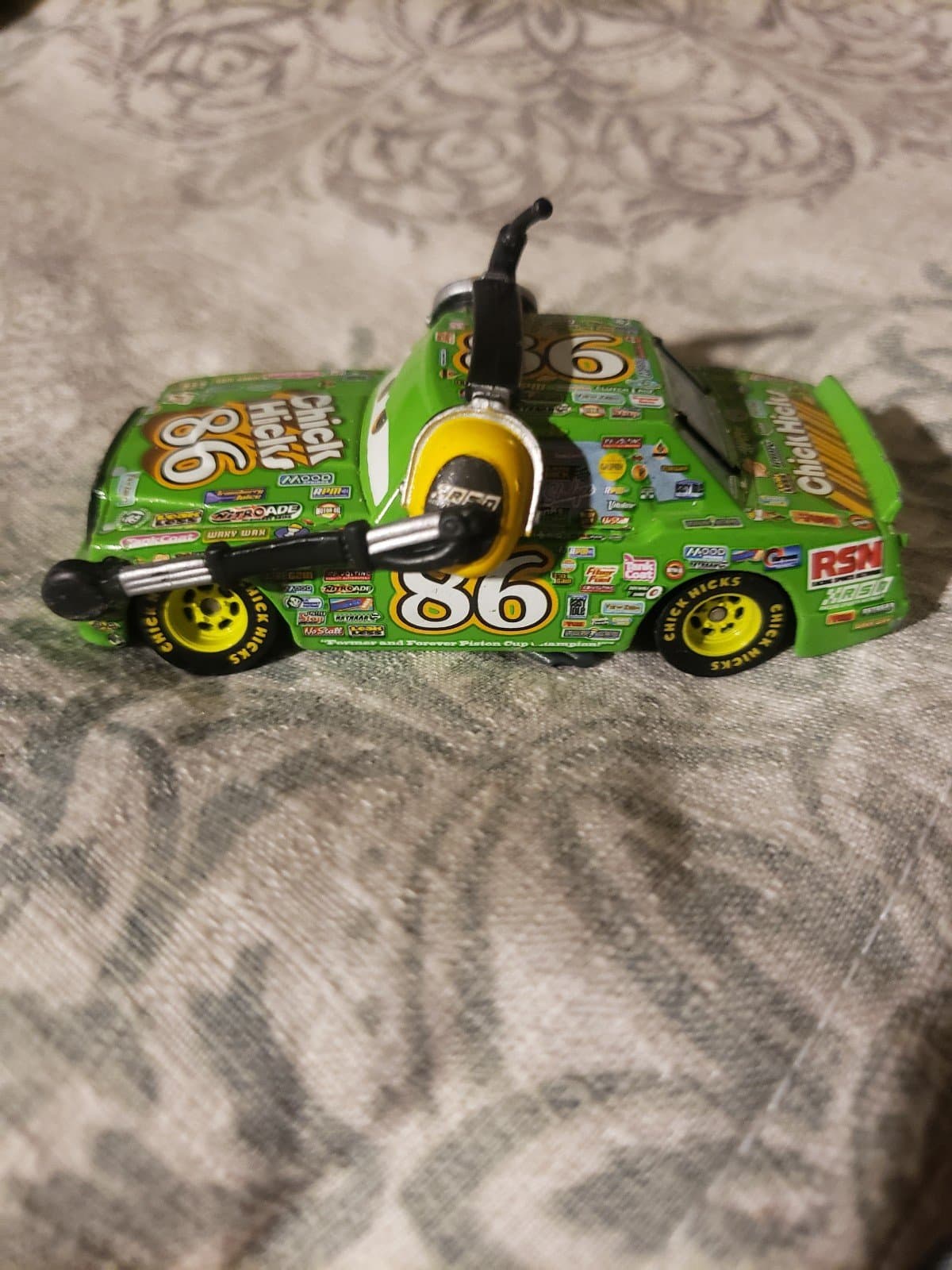 Disney Cars Chick Hicks Headphones - Thumbnail 4