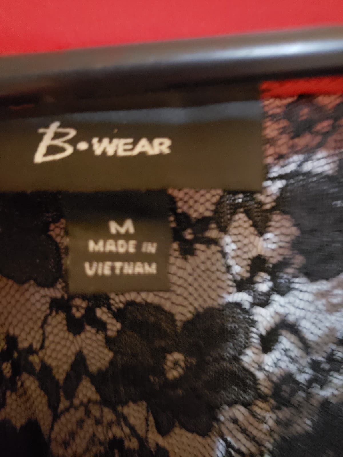 B Wear red and black lace tank top - Thumbnail 3