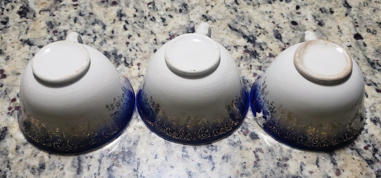 3 French Saxon Tea Cups-Flow Blue with 22kt. Gold accent. - Thumbnail 2