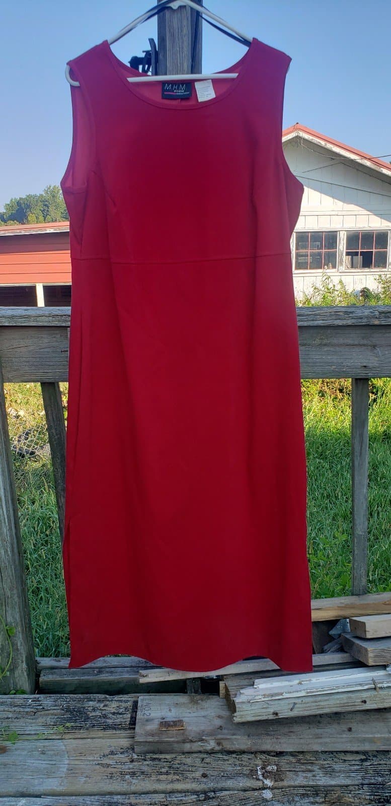 MHM red dress suit. Size 16 - Thumbnail 3