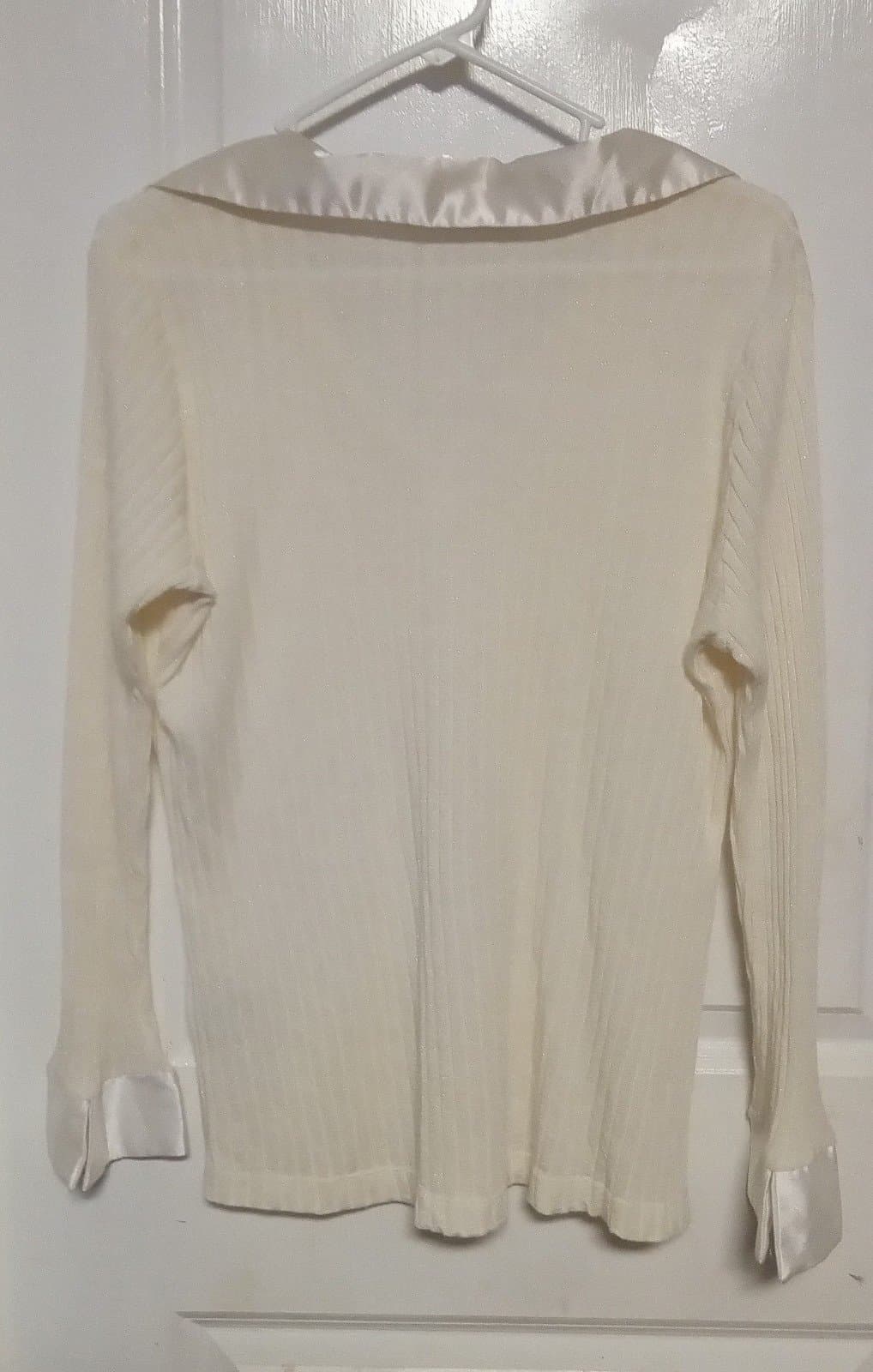 Jaclyn Smith Long Sleeve Creme Color Blouse - Thumbnail 2