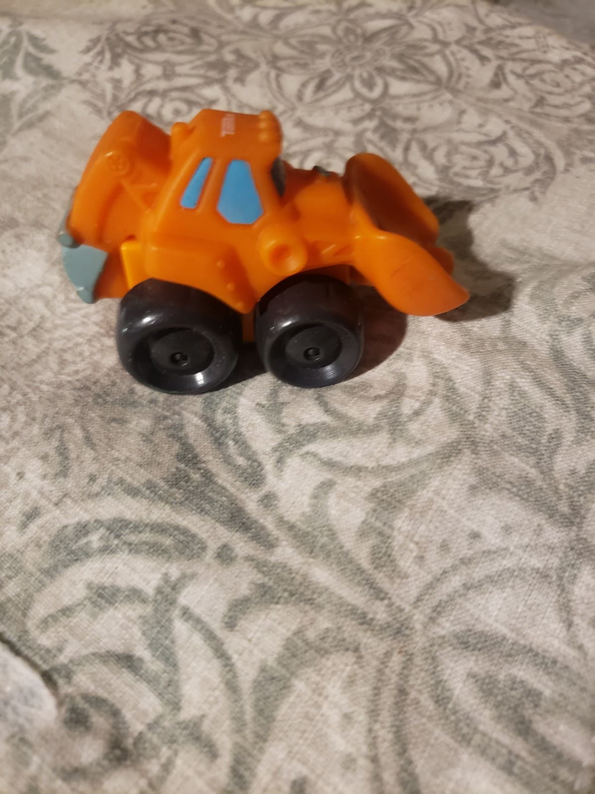 2008 Orange Loader Chuck & Friends Tonka Hasbro - Thumbnail 4