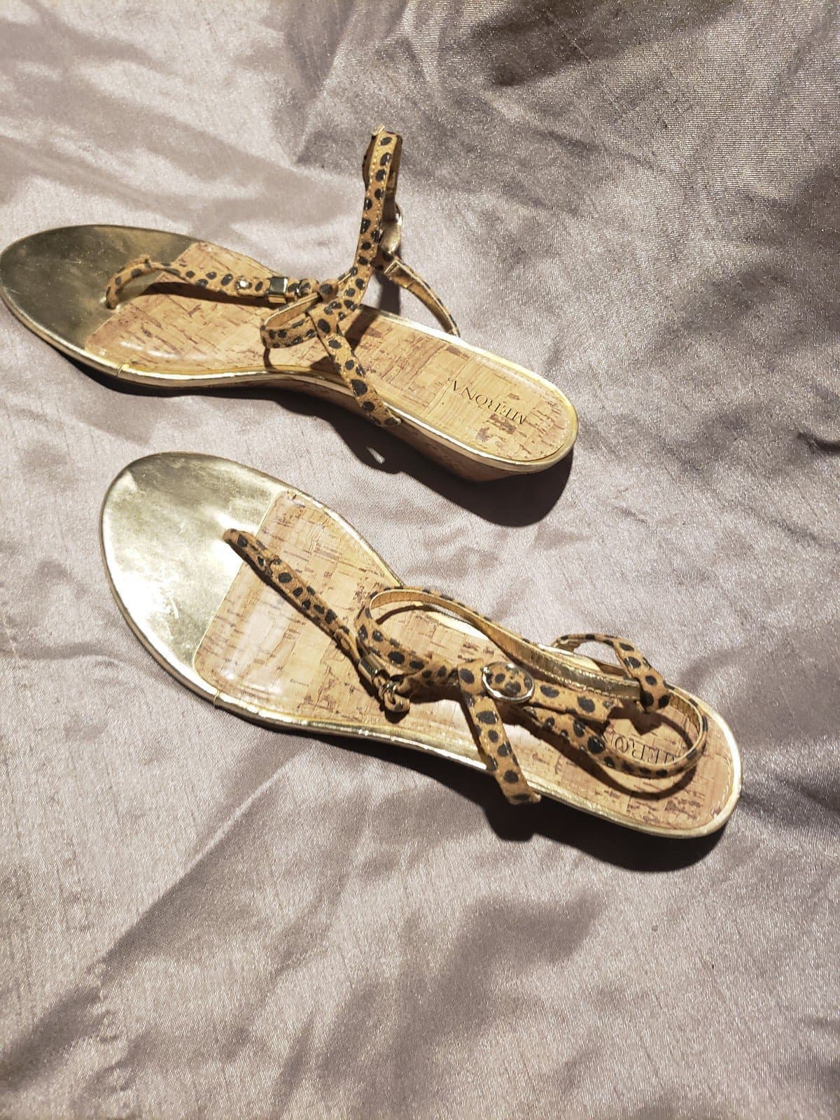 Leopard print sandals. Size 9 - Thumbnail 3