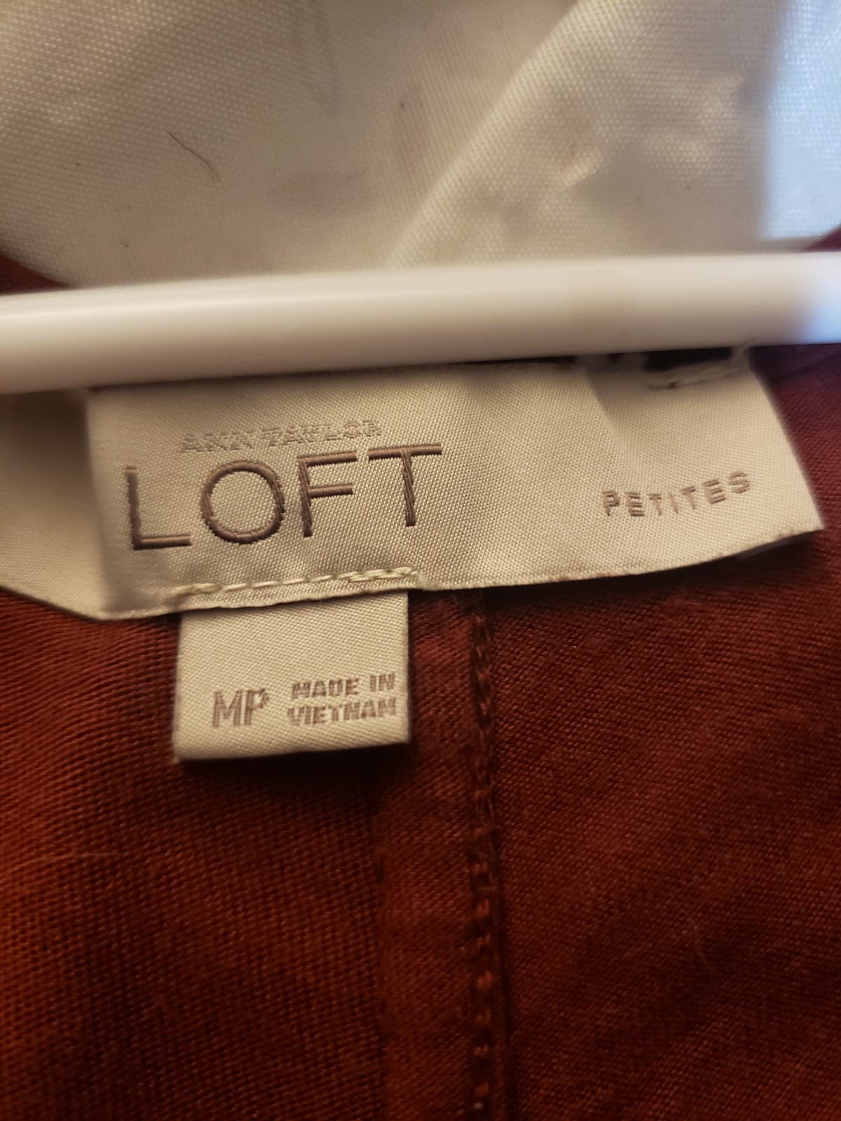 Loft Petite Sleeveless Blouse – Maroon & White Dots - Thumbnail 2