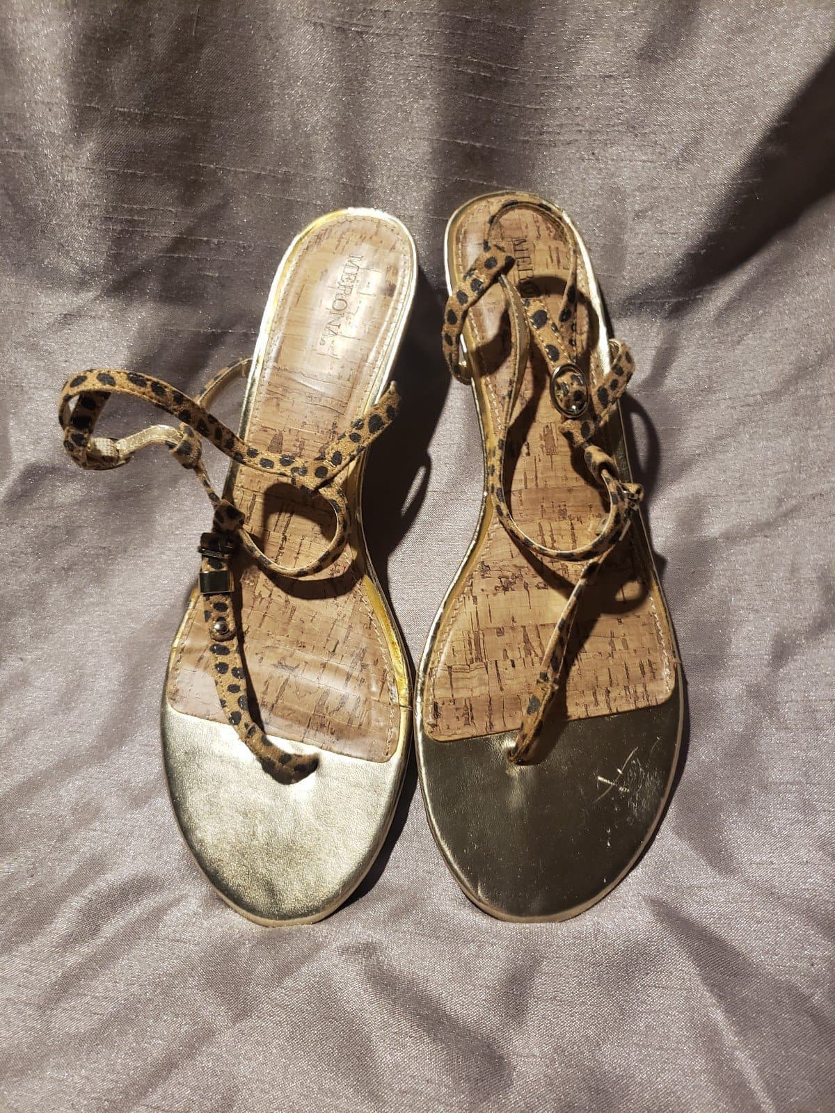 Leopard print sandals. Size 9 - Thumbnail 2