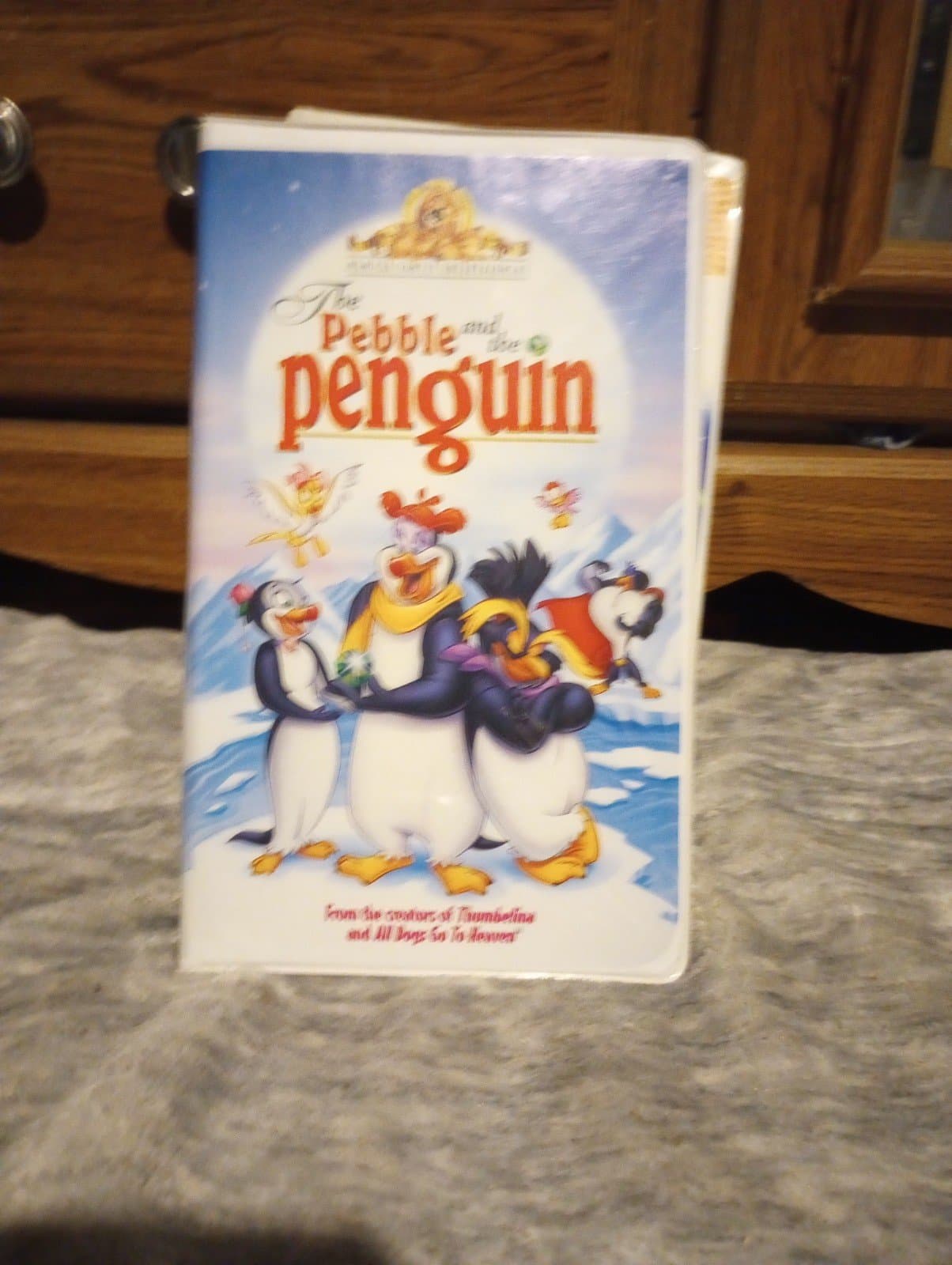 The Pebble And The Penguin. VHS - Image 1