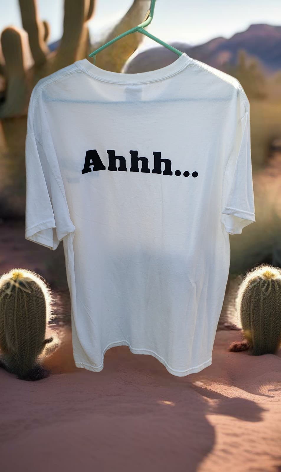 DR MCGILLICUDDY'S SCHNAPPS - "THE SHOT DOCTOR" T-SHIRT. LARGE - Thumbnail 2