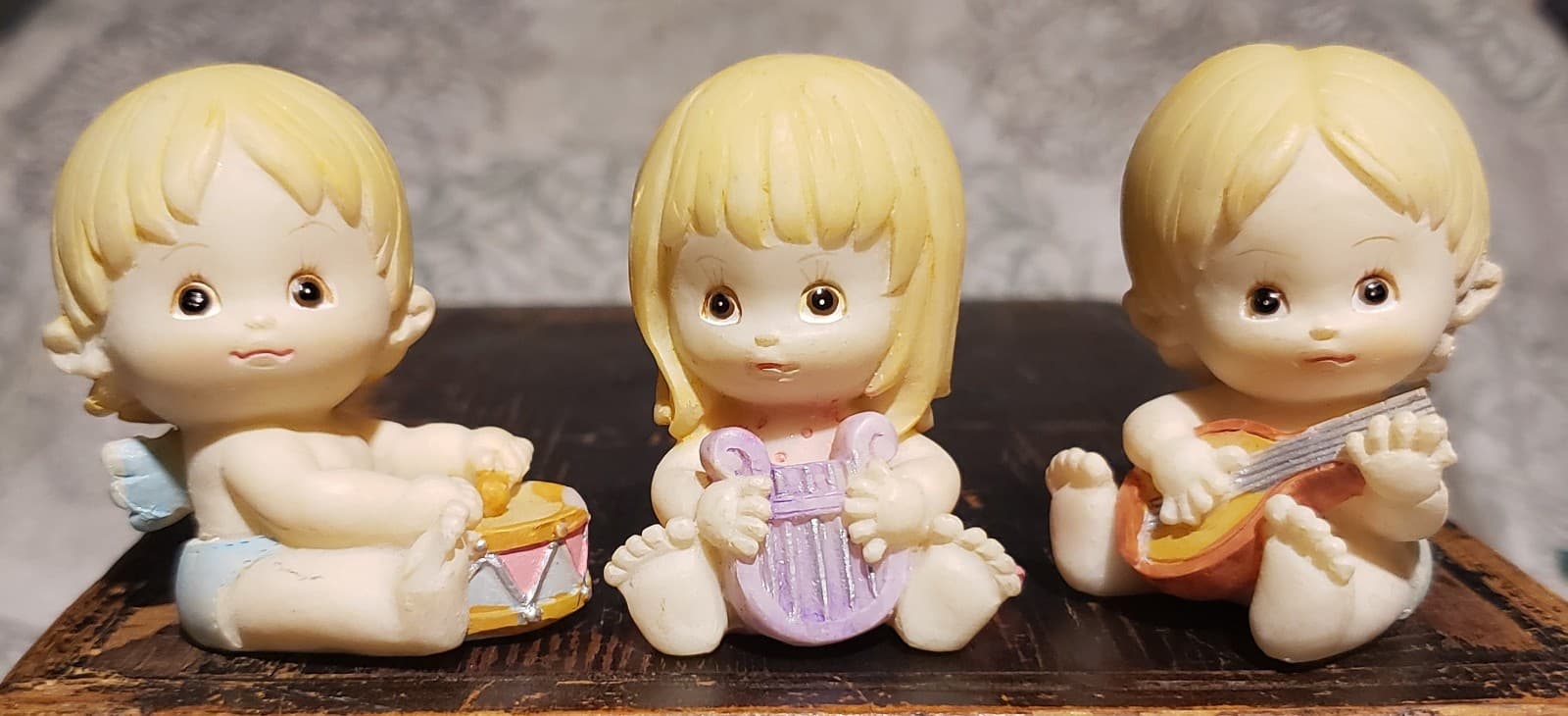 Three Musical Baby Angels - Image 1