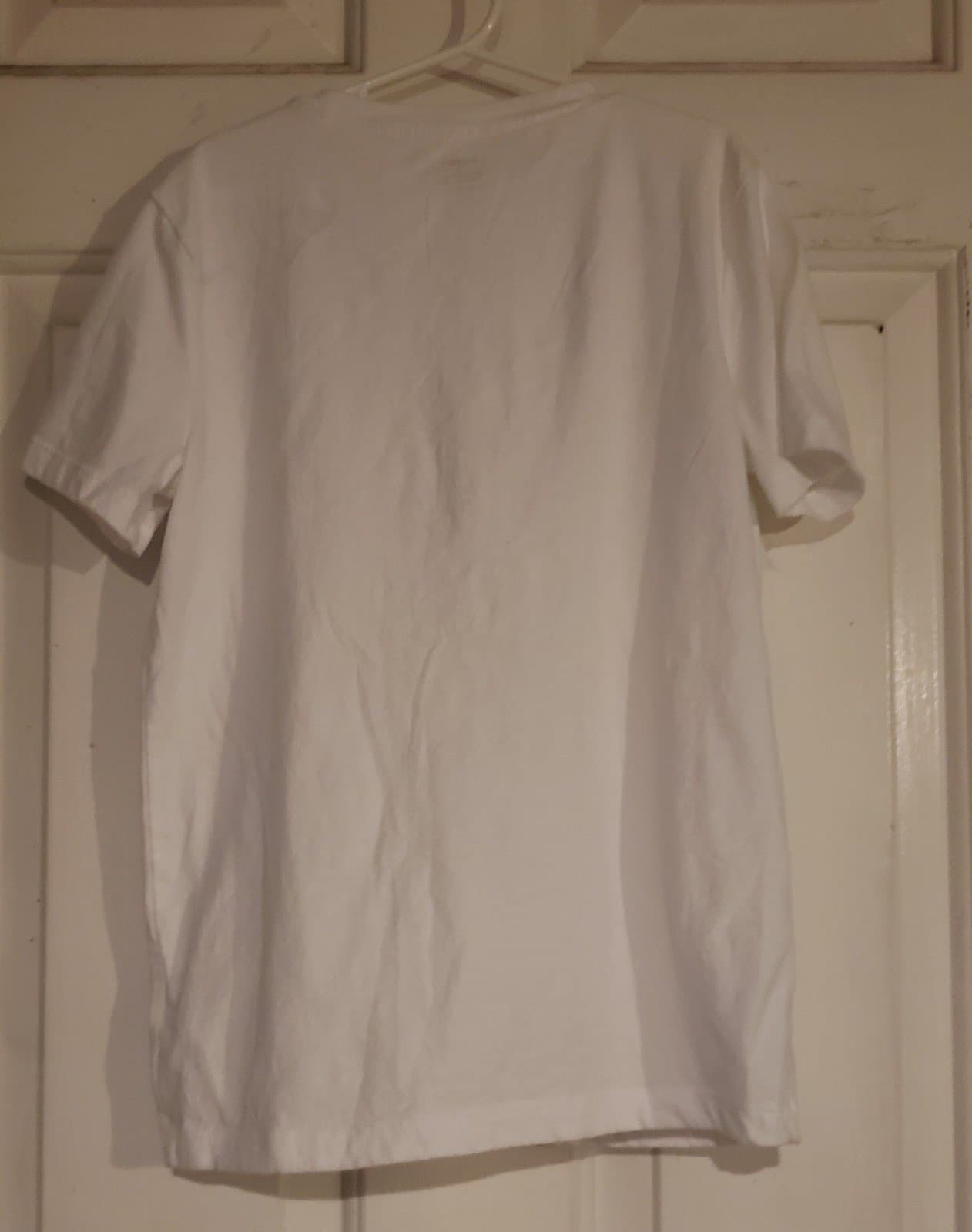 White Old Navy Shirt - Thumbnail 3