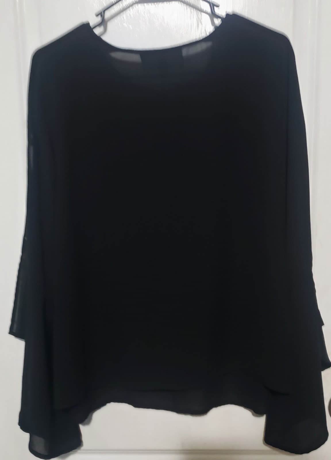 Eloquii Black Bell Sleeve Top size 24 - Thumbnail 4