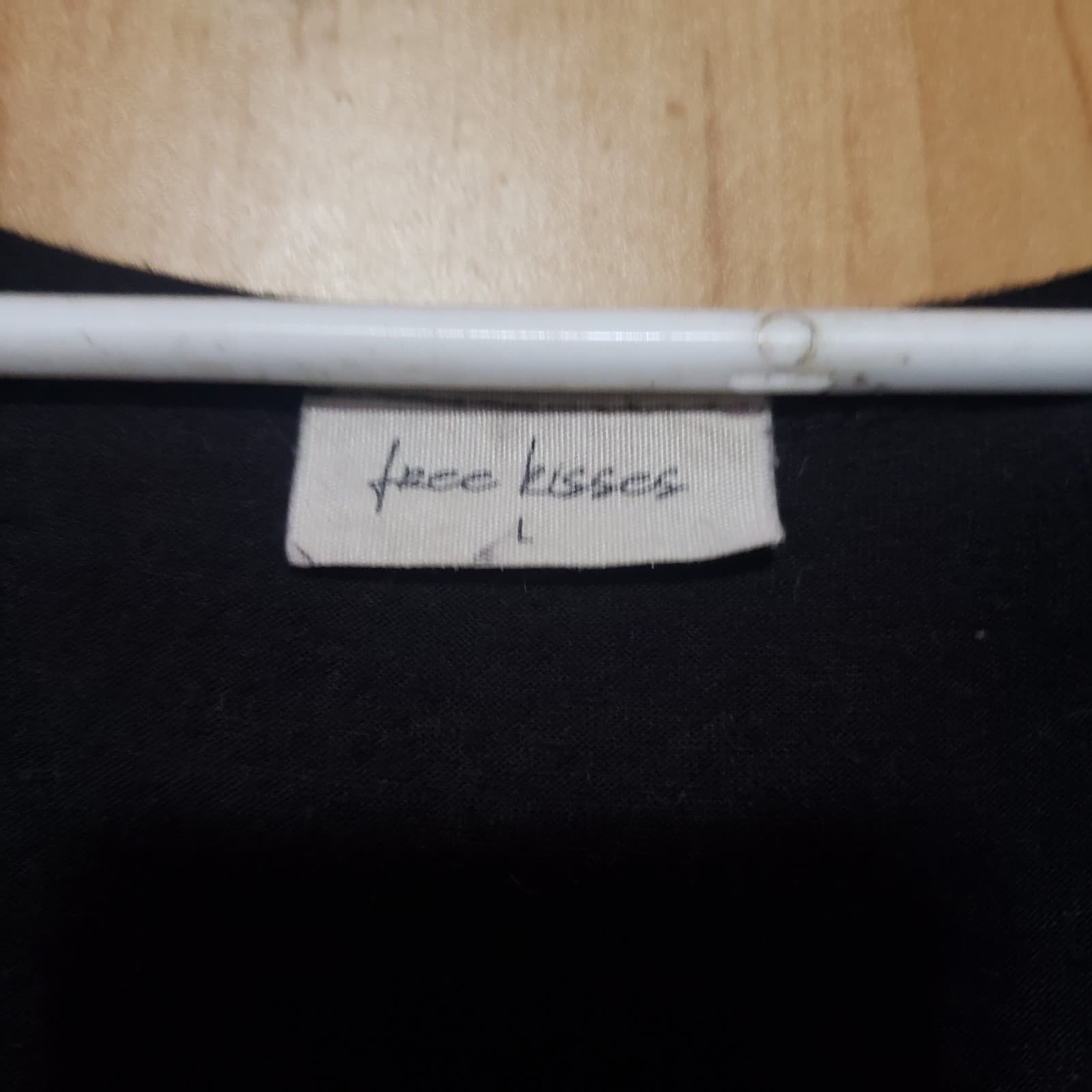 Face Kisses Women’s “FAITH” Black Short Sleeve Top Large - Thumbnail 3