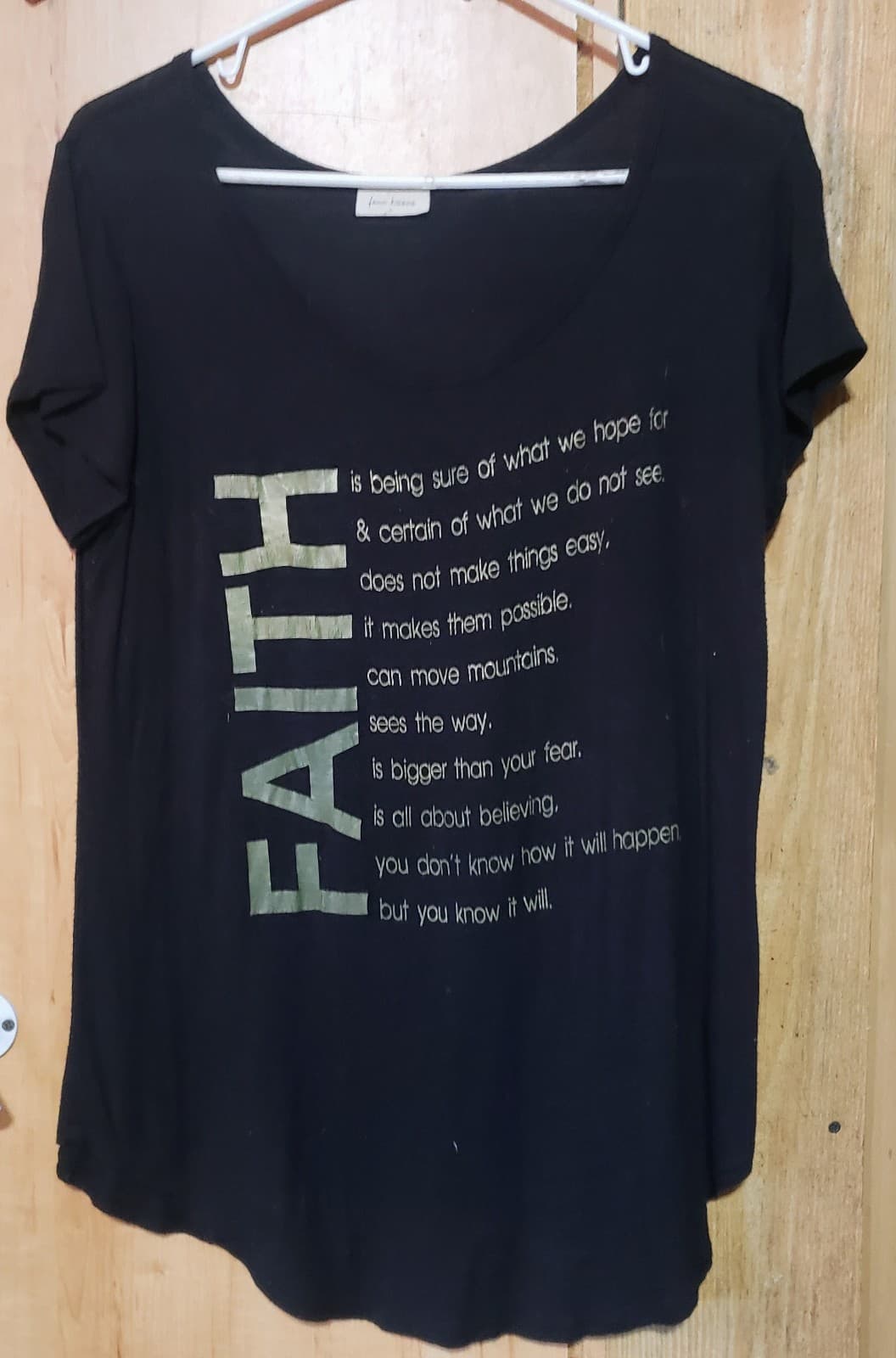 Face Kisses Women’s “FAITH” Black Short Sleeve Top Large - Image 1
