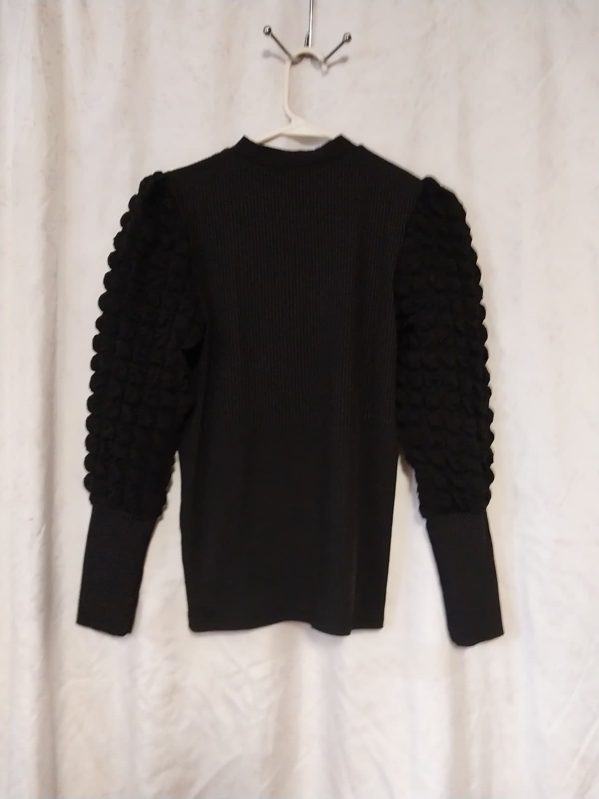 SHEIN Solid Bishop Ruffled Sleeve Blouse. - Thumbnail 2