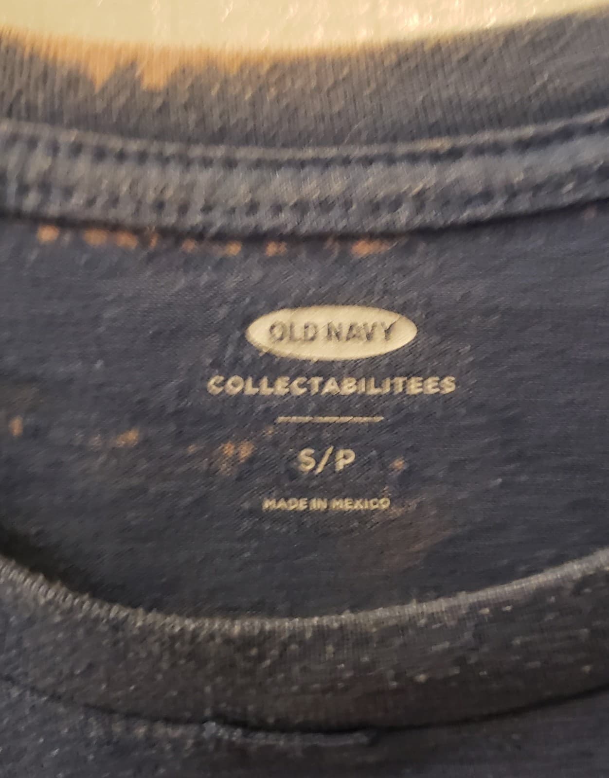 Old Navy Collectibles Superman Logo Shirt Size Small Blue Short Sleeve Mens - Thumbnail 2