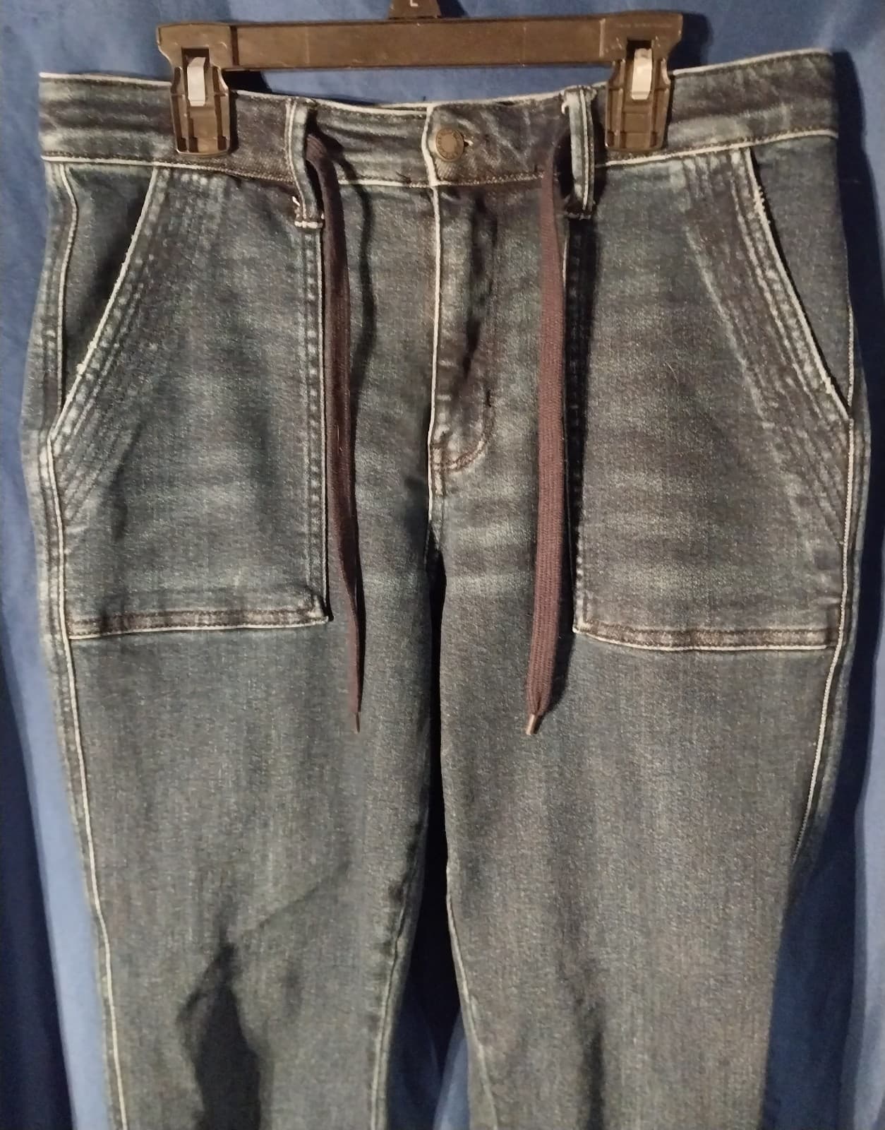 Judy Blue REG/CURVY Here Comes The Sun Capris. - Thumbnail 3