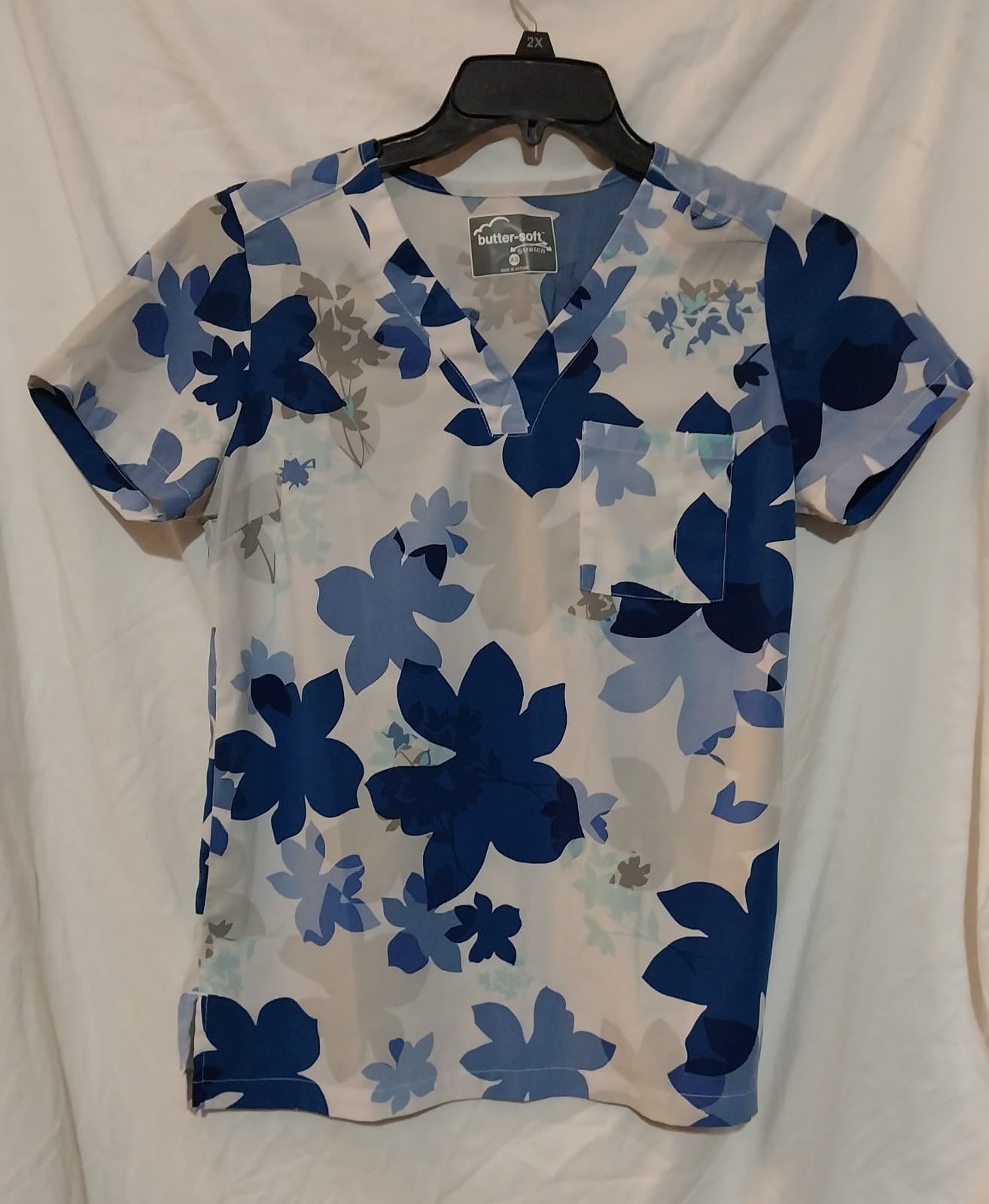 Butter-Soft STRETCH Floral Shades White Printed Women's 1-Pocket V-Neck - Image 1