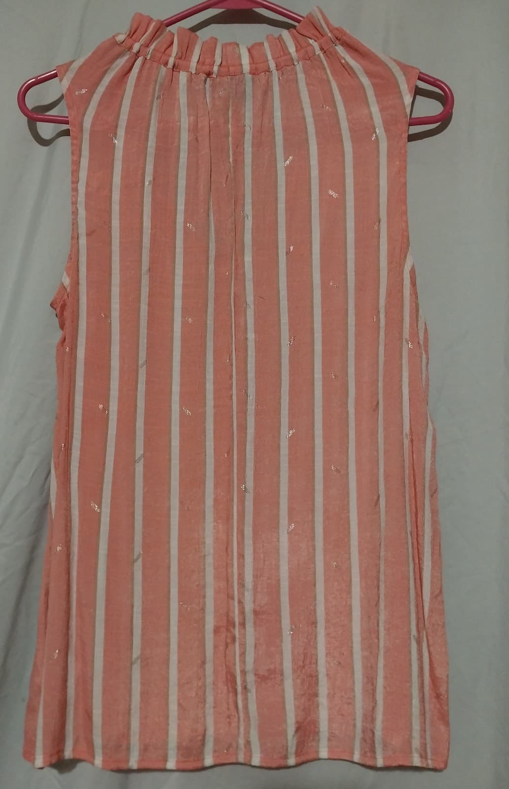 Alex & Parker~Sleeveless V-Neck Front Camisole Tank Top - Thumbnail 5