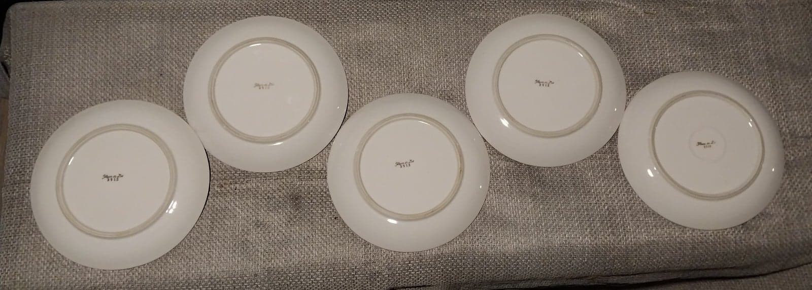 5 Vintage Lefton Fleur de Lis 3512 luncheon or snack plates - Thumbnail 2