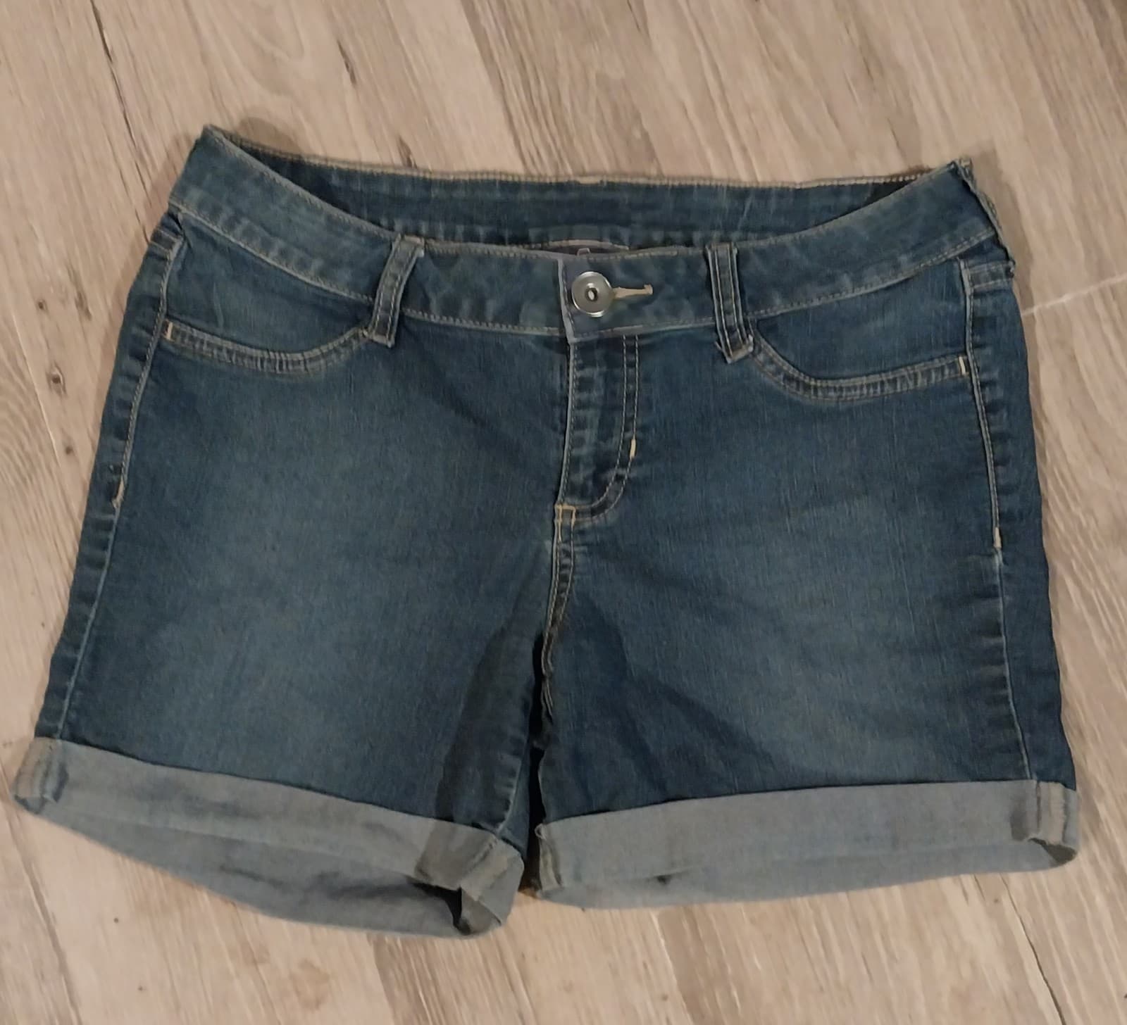 City Streets Denim Shorts. Size 7 - Image 1