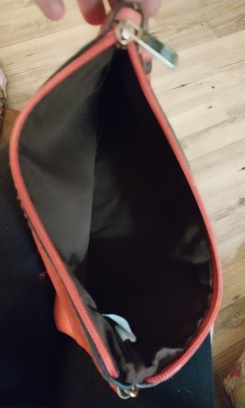 Clutch with sequin strawberry star patches Faux Leather zipper closure - Thumbnail 3