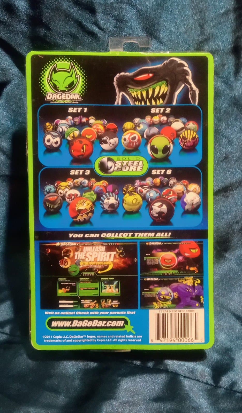 DageDar Balls 2-Pack Supercharged Ball Bearings 2 Trading Cards And Stands NEW - Thumbnail 2