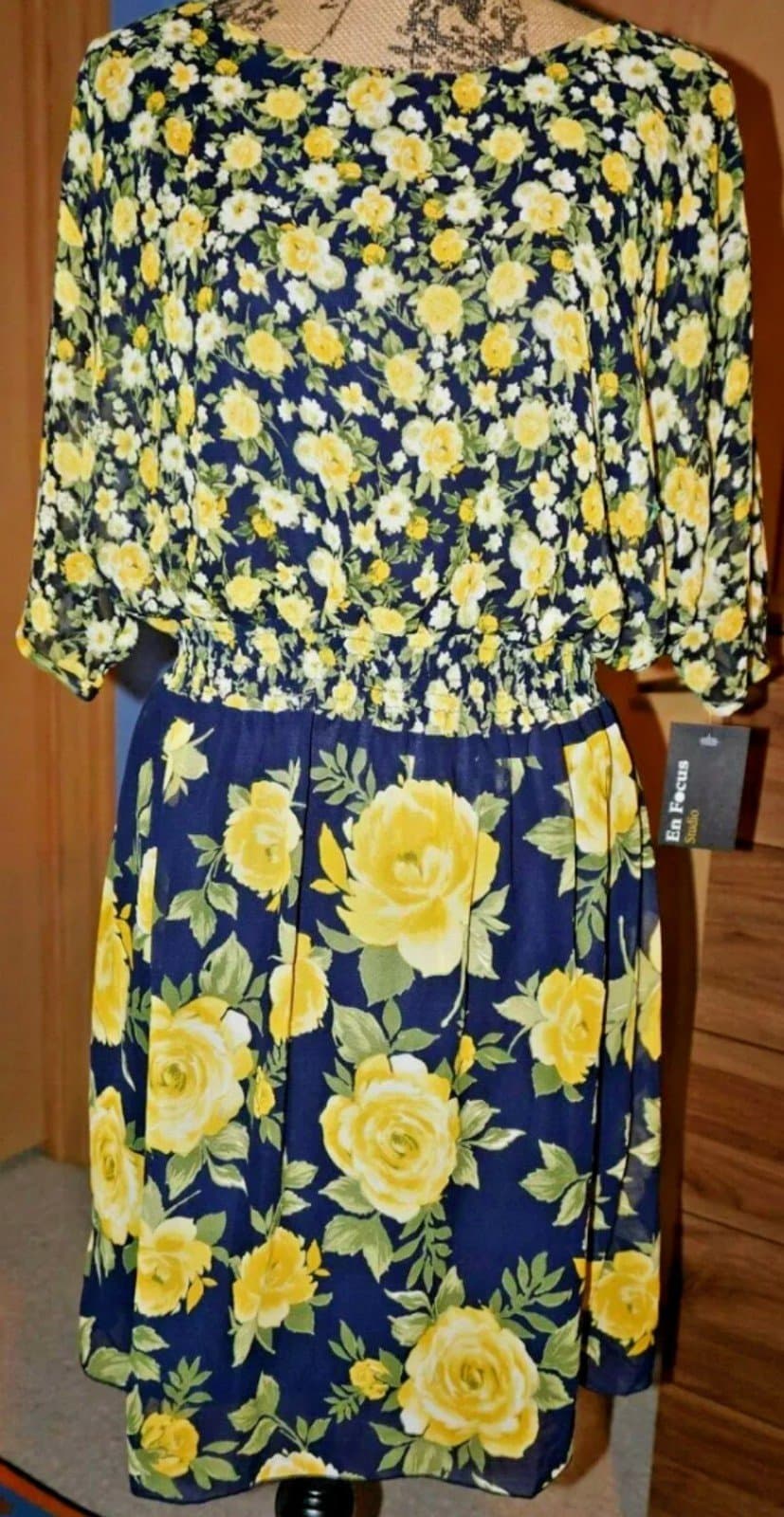 En Focus Studio Dress size 12! Beautiful! En Focus Studio Dress size 8! - Image 1