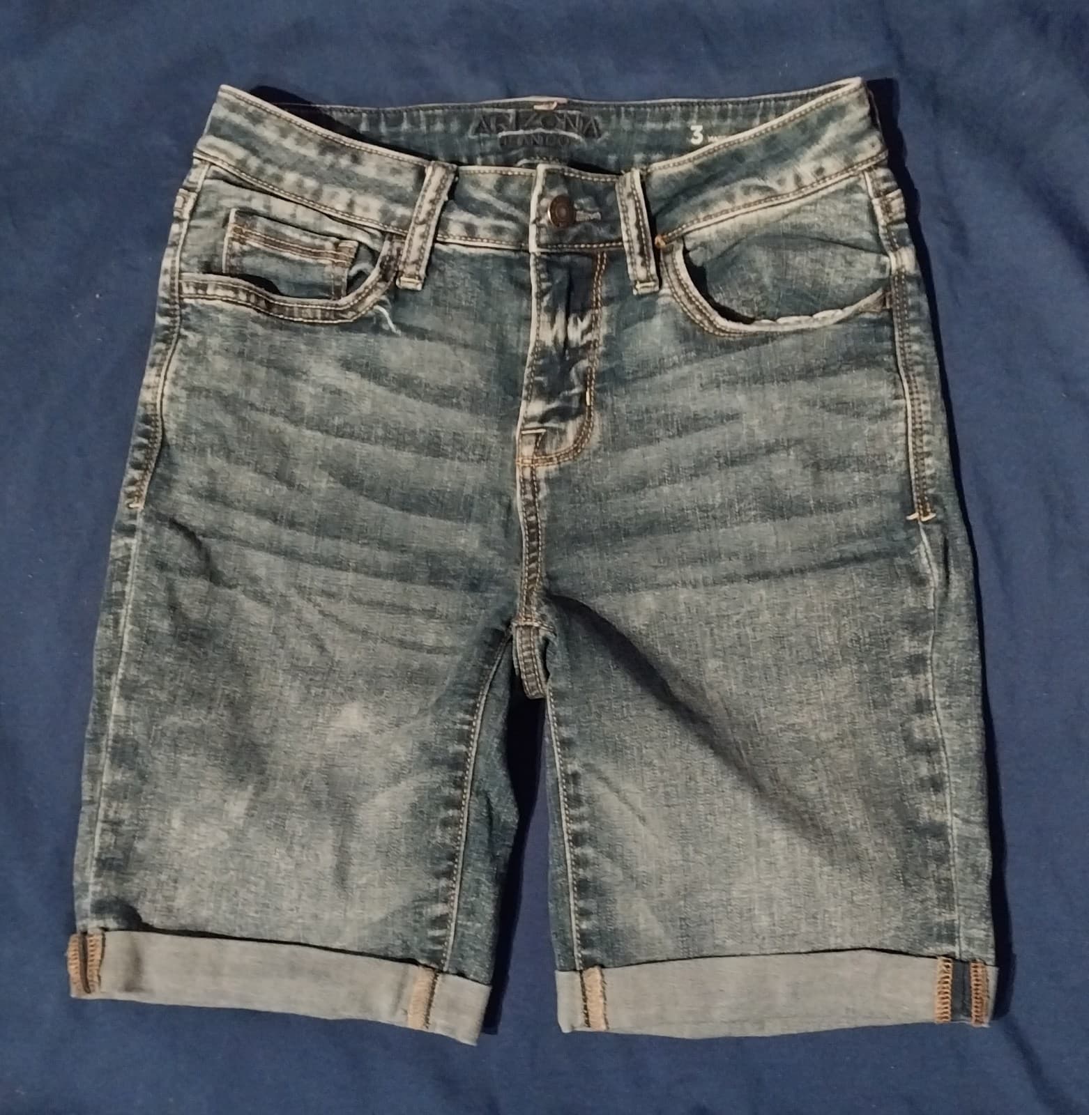 Arizona Jeans Co Womens Blue Denim Shorts Size 3 - Image 1