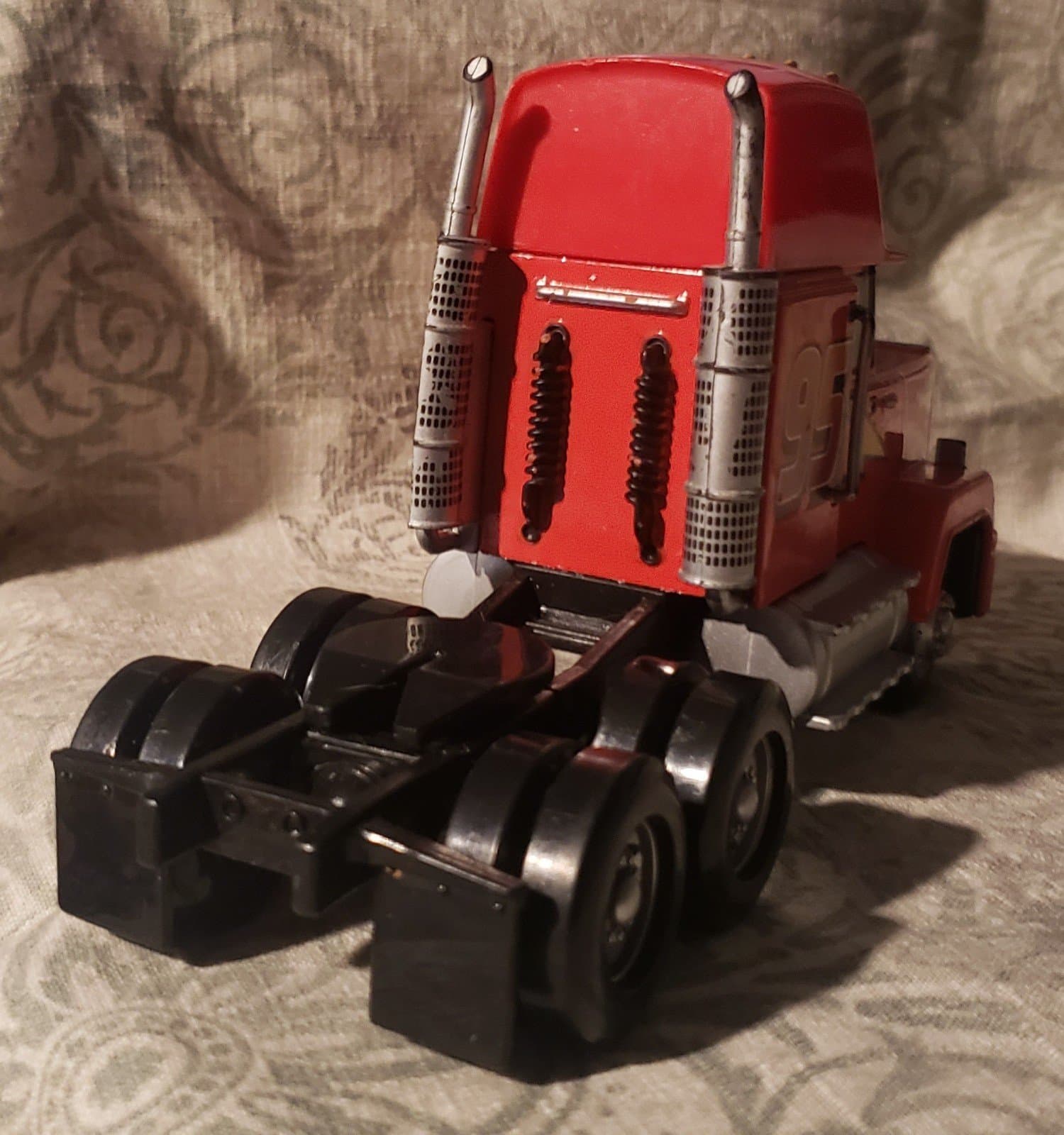 DISNEY PIXAR 2019 CARS MOVIE “MACK” TRANSPORTER TRUCK -Cab - Thumbnail 3