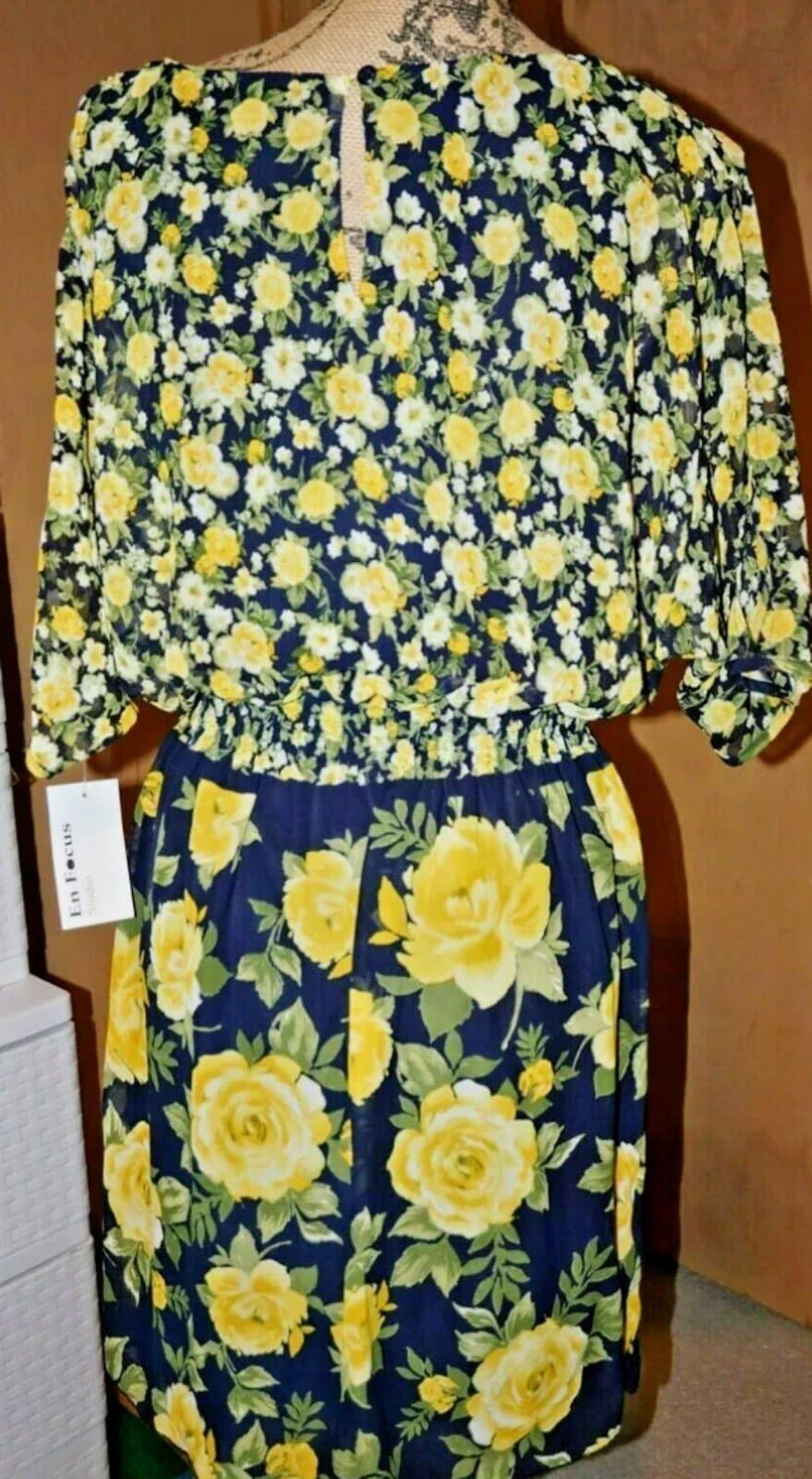 En Focus Studio Dress size 12! Beautiful! En Focus Studio Dress size 8! - Thumbnail 2