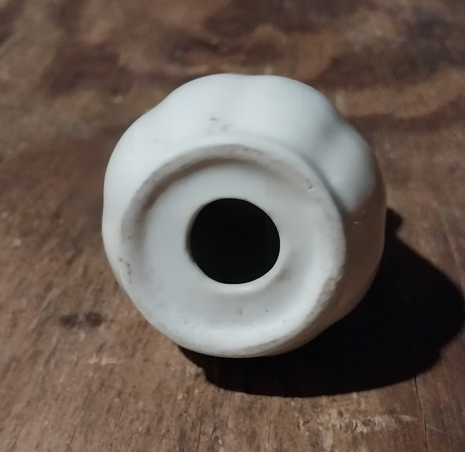 1 Country Style Salt/Pepper Shaker- White with Blue Heart. Replacement item - Thumbnail 4