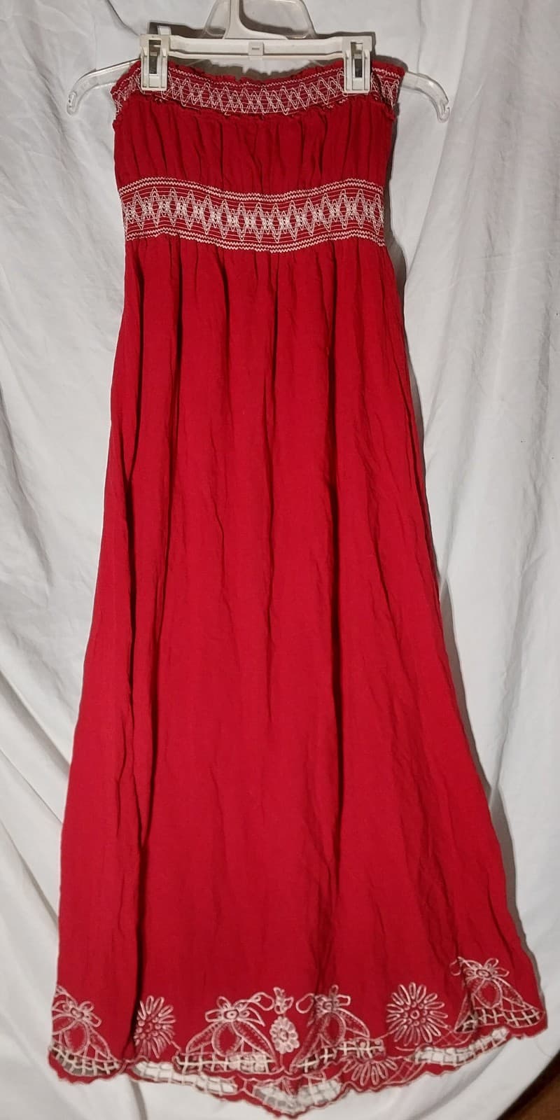 Pinky. Long Red Sleeveless Dress with design at the waist & bottom of dress - Thumbnail 2