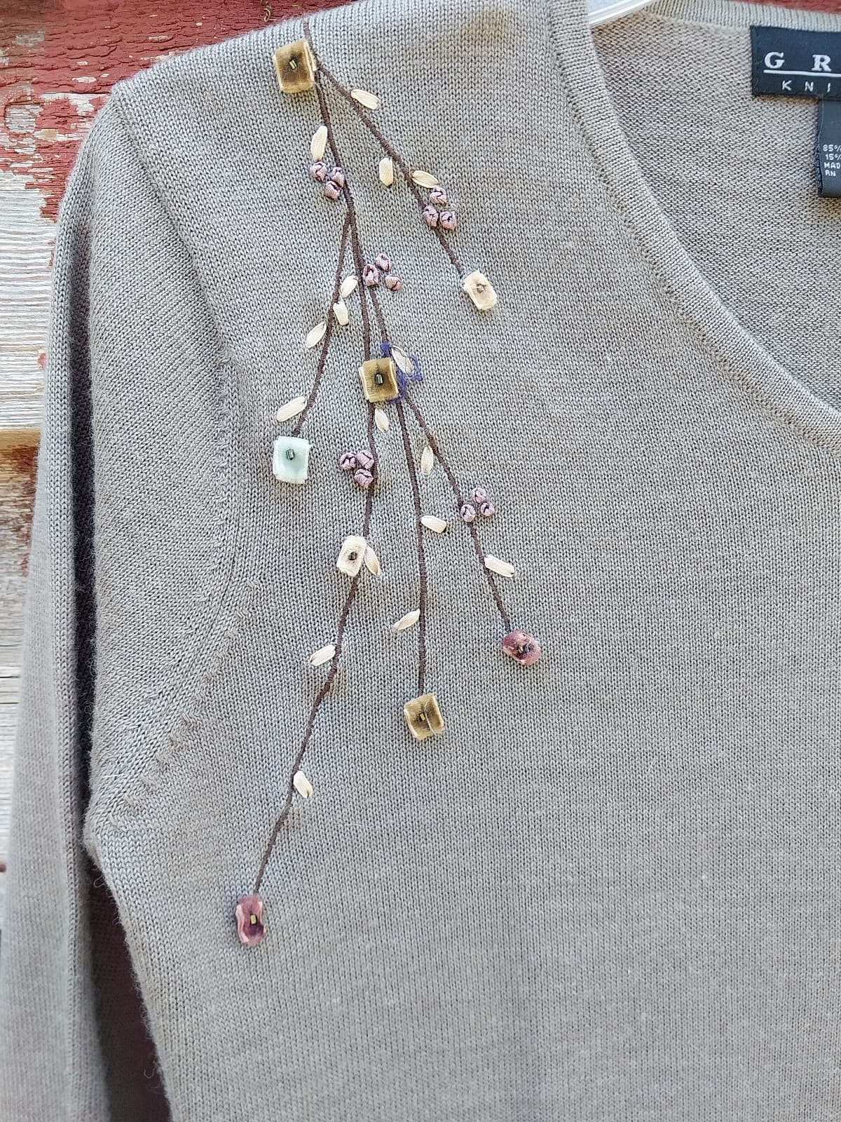 Grace KnitWear Sweater with 3/4 Sleeves. - Thumbnail 2